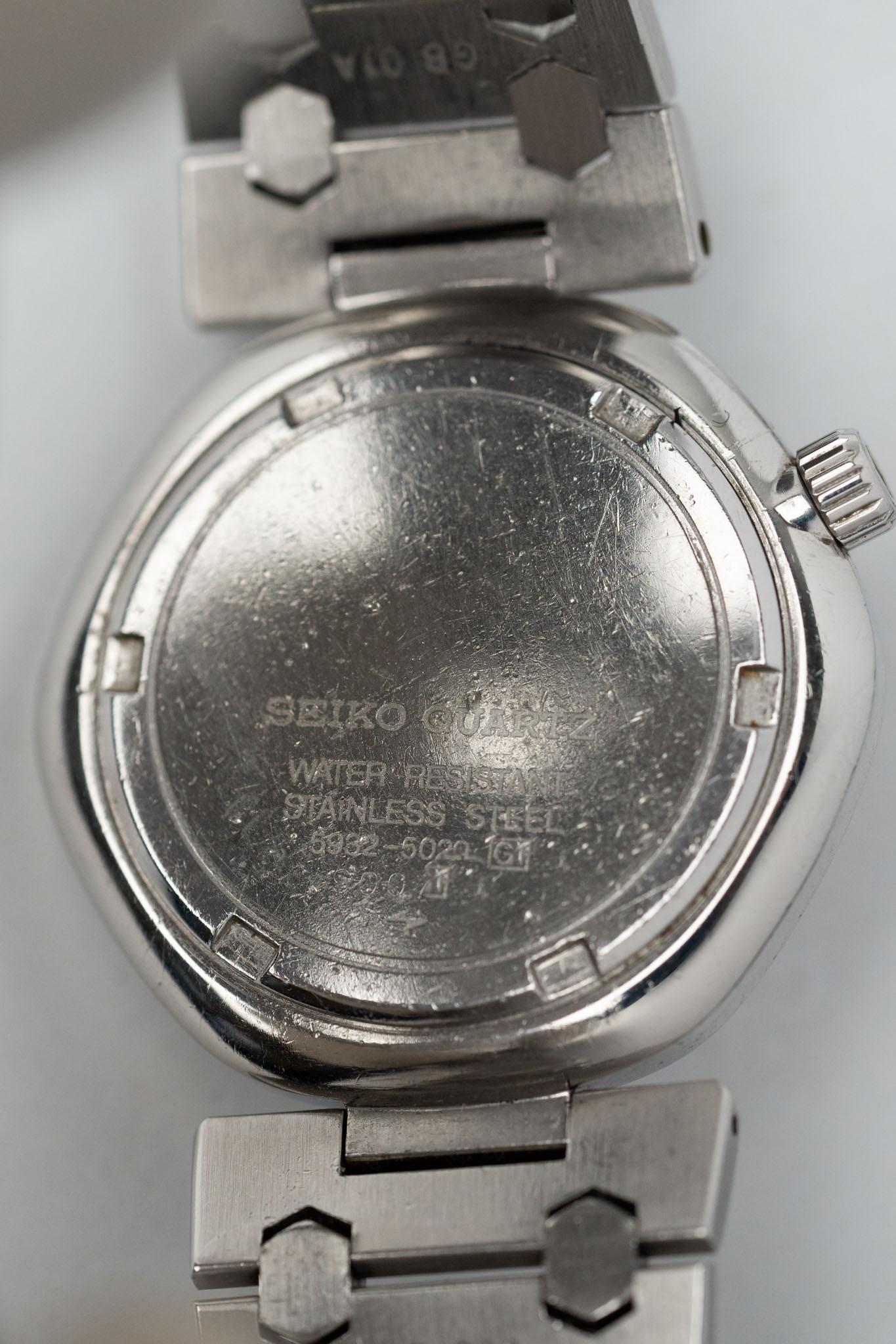 Credor Lokomotive KEH018 5932-5020 Texturiertes schwarzes Sonnenschliff-Zifferblatt von Gerald Genta im Angebot 2