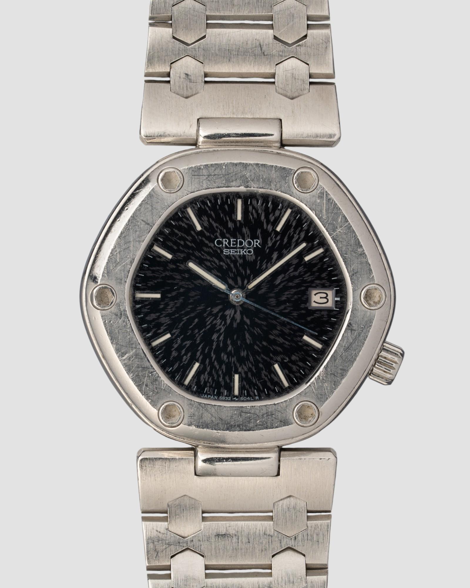 Credor Lokomotive KEH018 5932-5020 Texturiertes schwarzes Sonnenschliff-Zifferblatt von Gerald Genta im Angebot