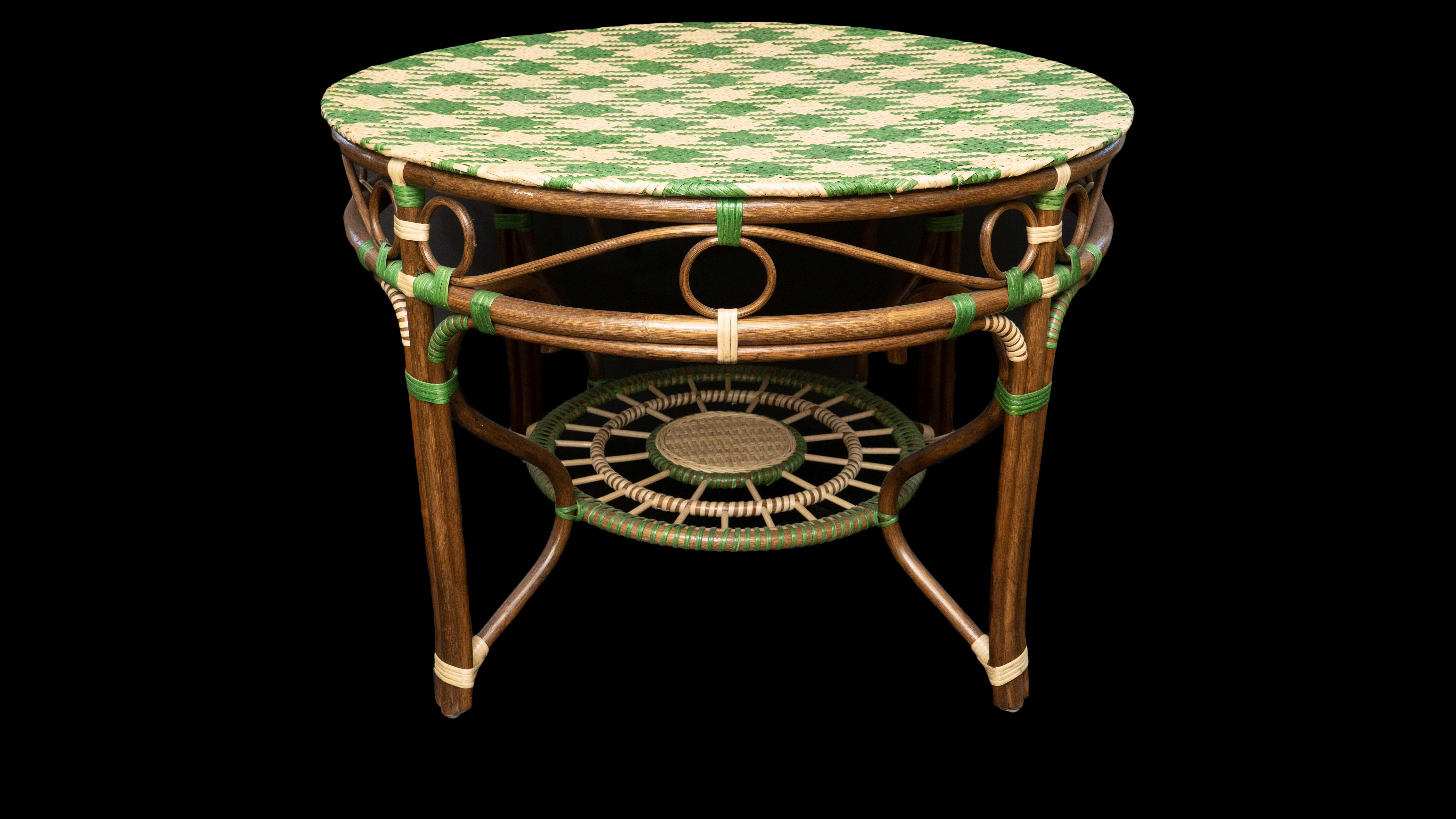 Creel and Gow green and cream rattan (wicker) center table with hounds tooth top design. Made exclusively for Creel and Gow in Tangier, Morocco. 

Measures: 41