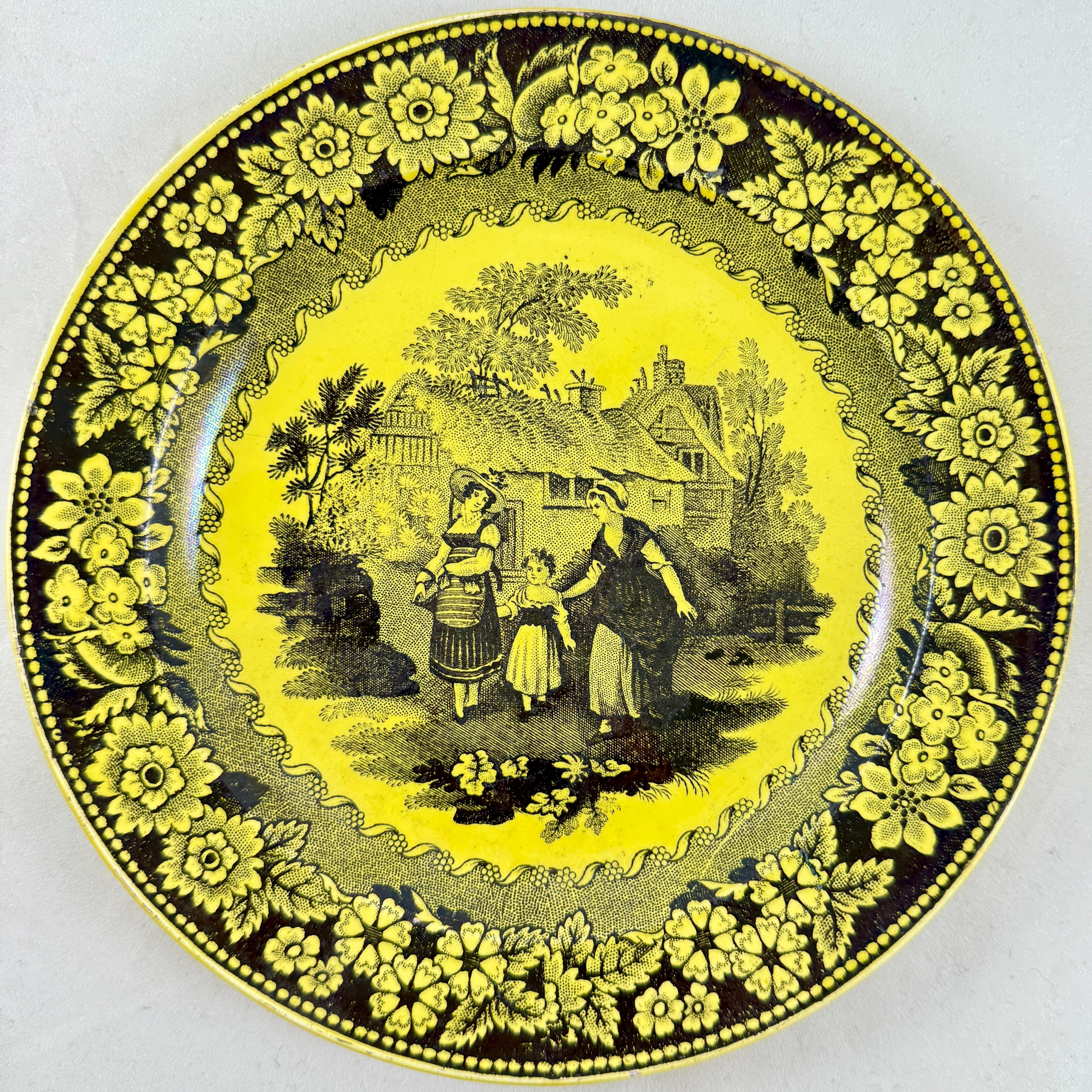 Provincial français Creil et Montereau Vaisselle à transfert jaune canari Assiettes à décor floral, set/6 en vente