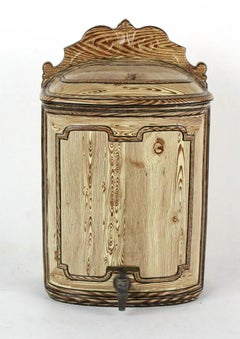 Creil Et Montereau Cistern and Basin, Faux Bois Faience