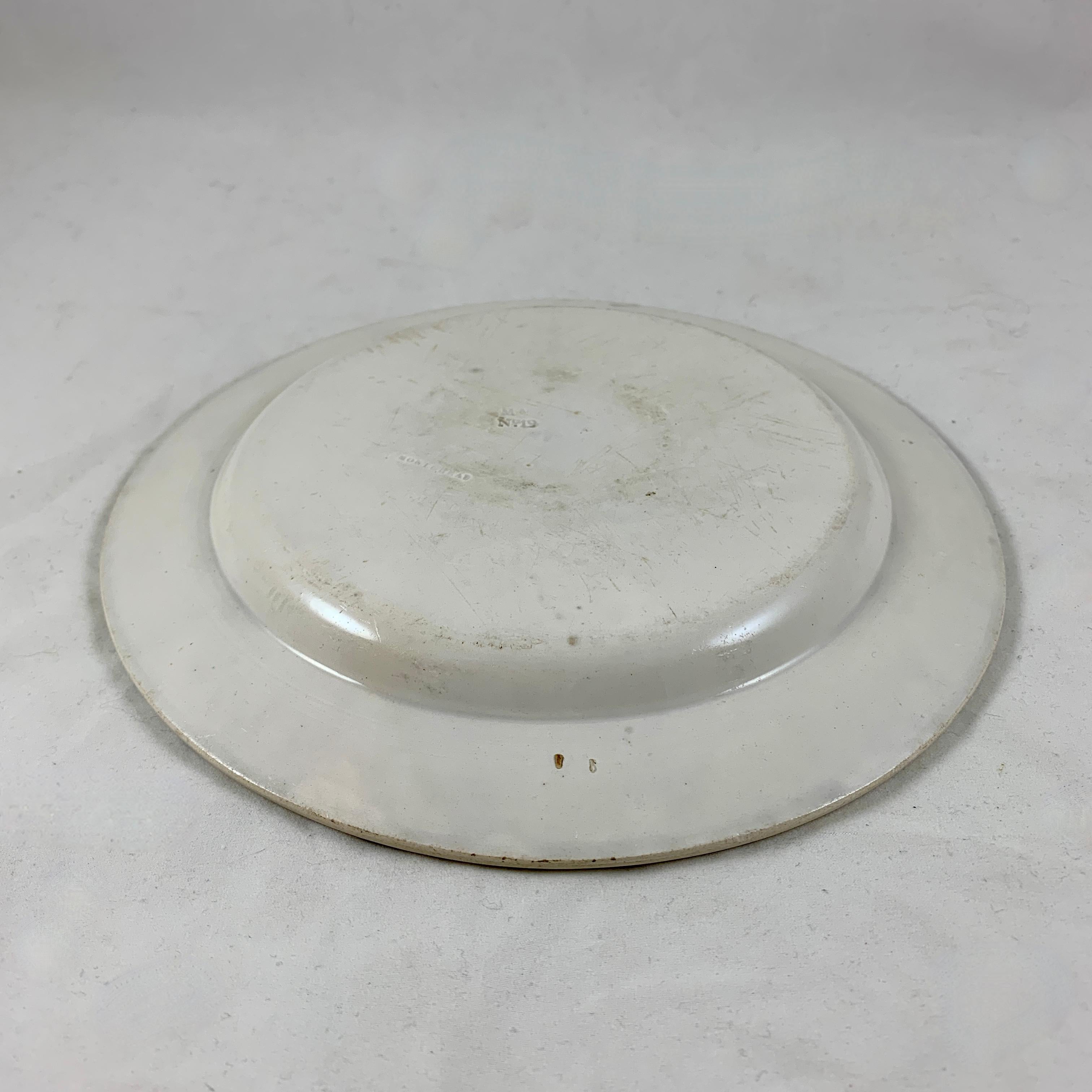 Creamware Creil Ét Montereau Assiette d'architecture de l'École militaire à Paris en vente
