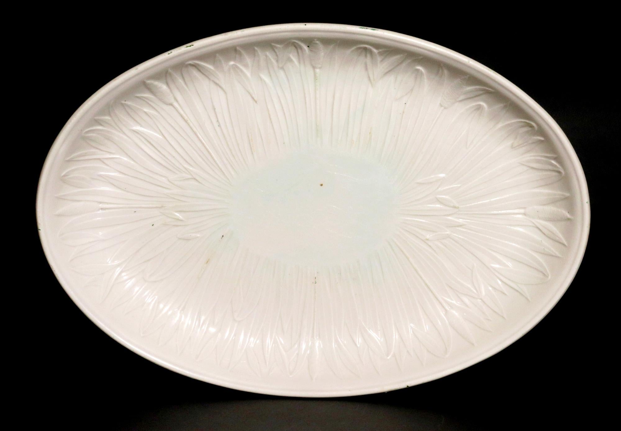 XIXe siècle Creil  Assiette en crèmerie fine en vente