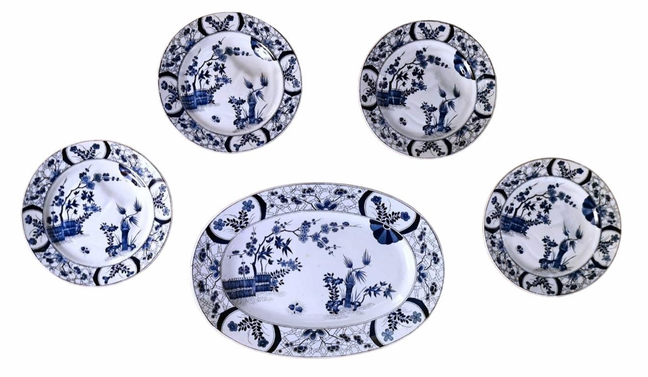 We kindly suggest that you read the entire description, as with it we try to give you detailed technical and historical information to guarantee the authenticity of our objects.
A particular and valuable set of 4 plates and a tray; the plates have