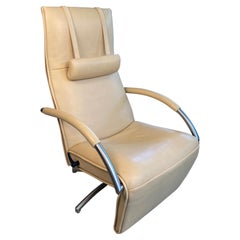 Poltrona in pelle color crema, Mensana JR 7260 di JORI