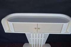 Crème Lacquer Console