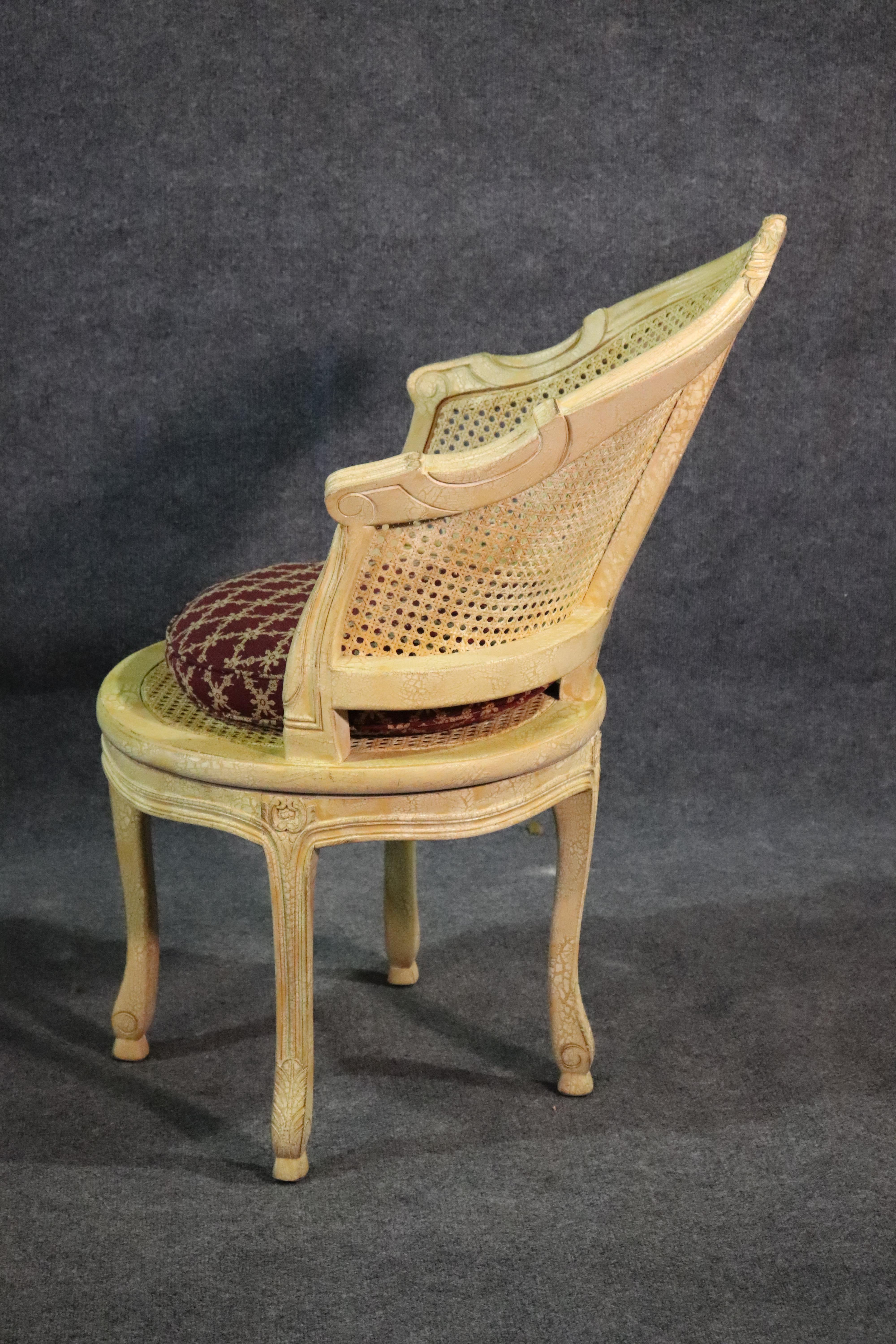 Creme Painted Swiveling French Louis XV Cane Corner Occasional Chair In Good Condition In Swedesboro, NJ