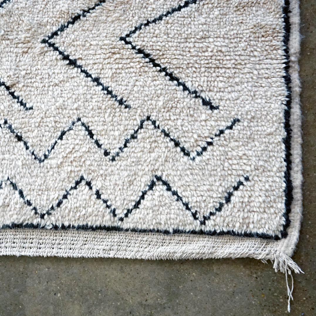 Tribal Creme white and black Vintage Moroccan Handwoven Wool Berber Rug For Sale