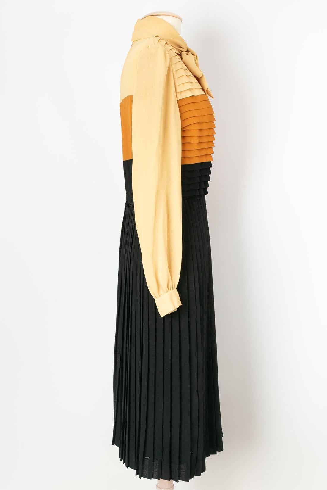 Women's Crepe Dress, 1975s For Sale