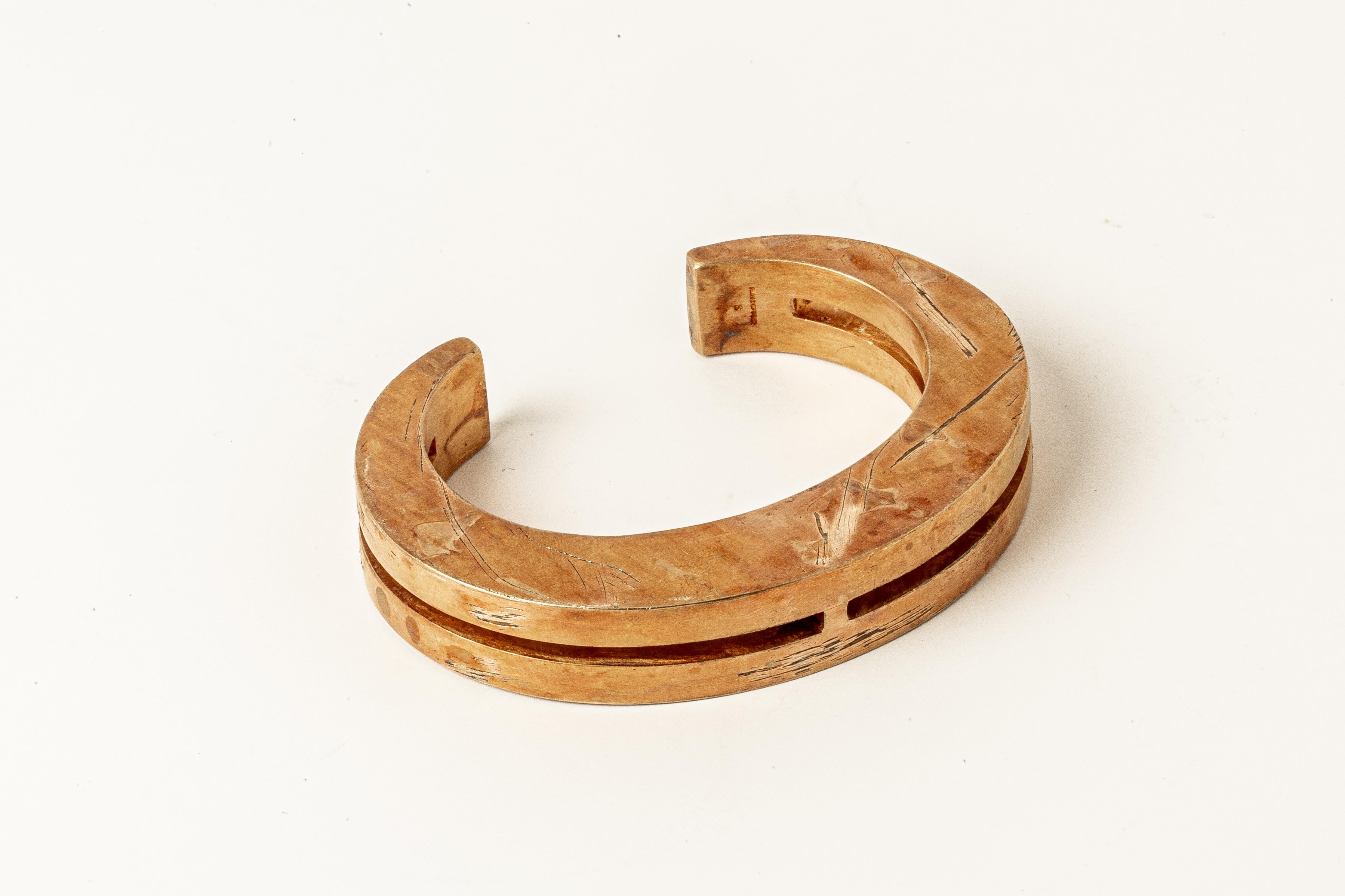 Women's or Men's Crescent Crevice Bracelet (15mm, AM) For Sale
