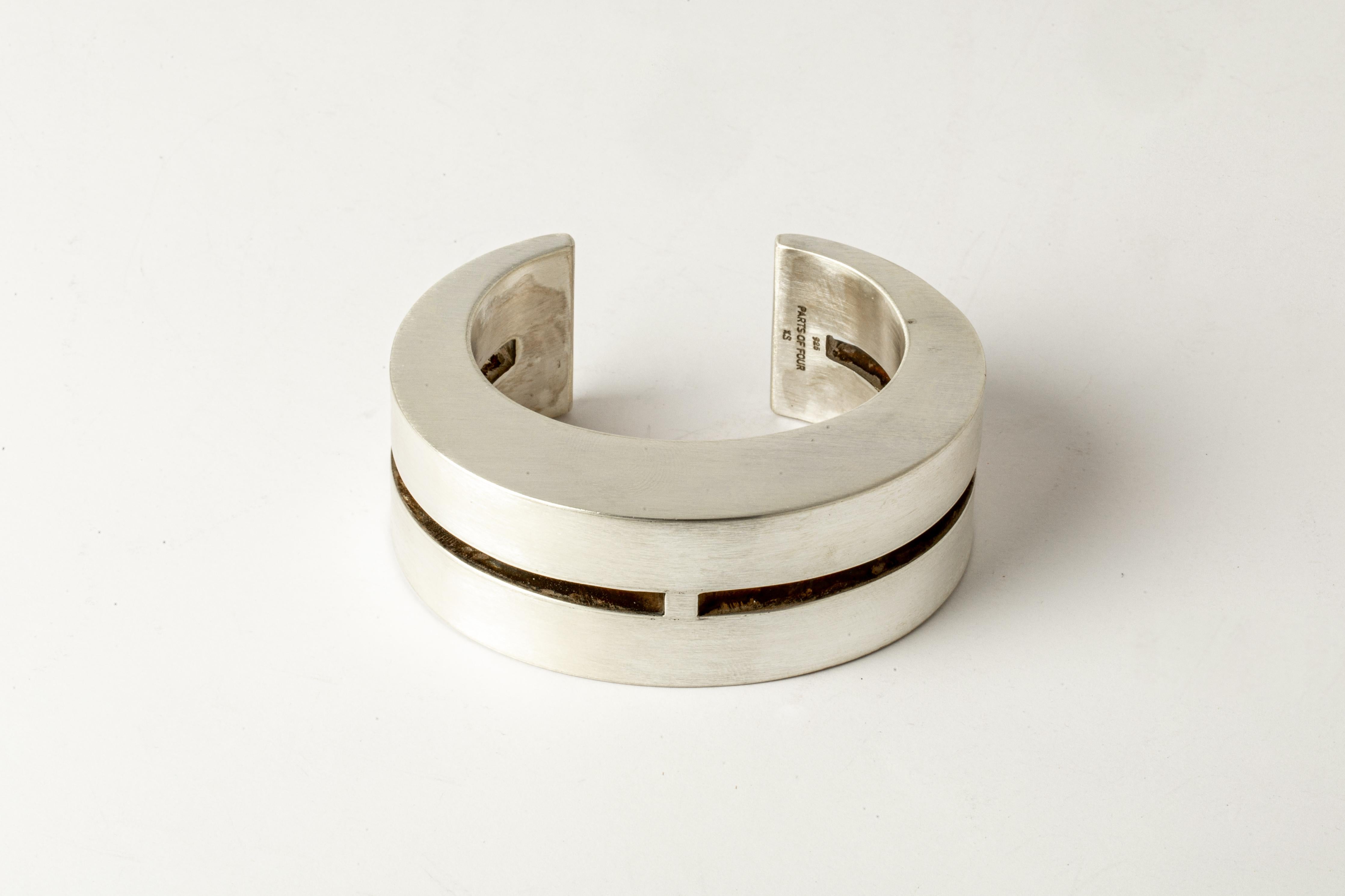 Women's or Men's Crescent Crevice Bracelet (30mm, MA) For Sale
