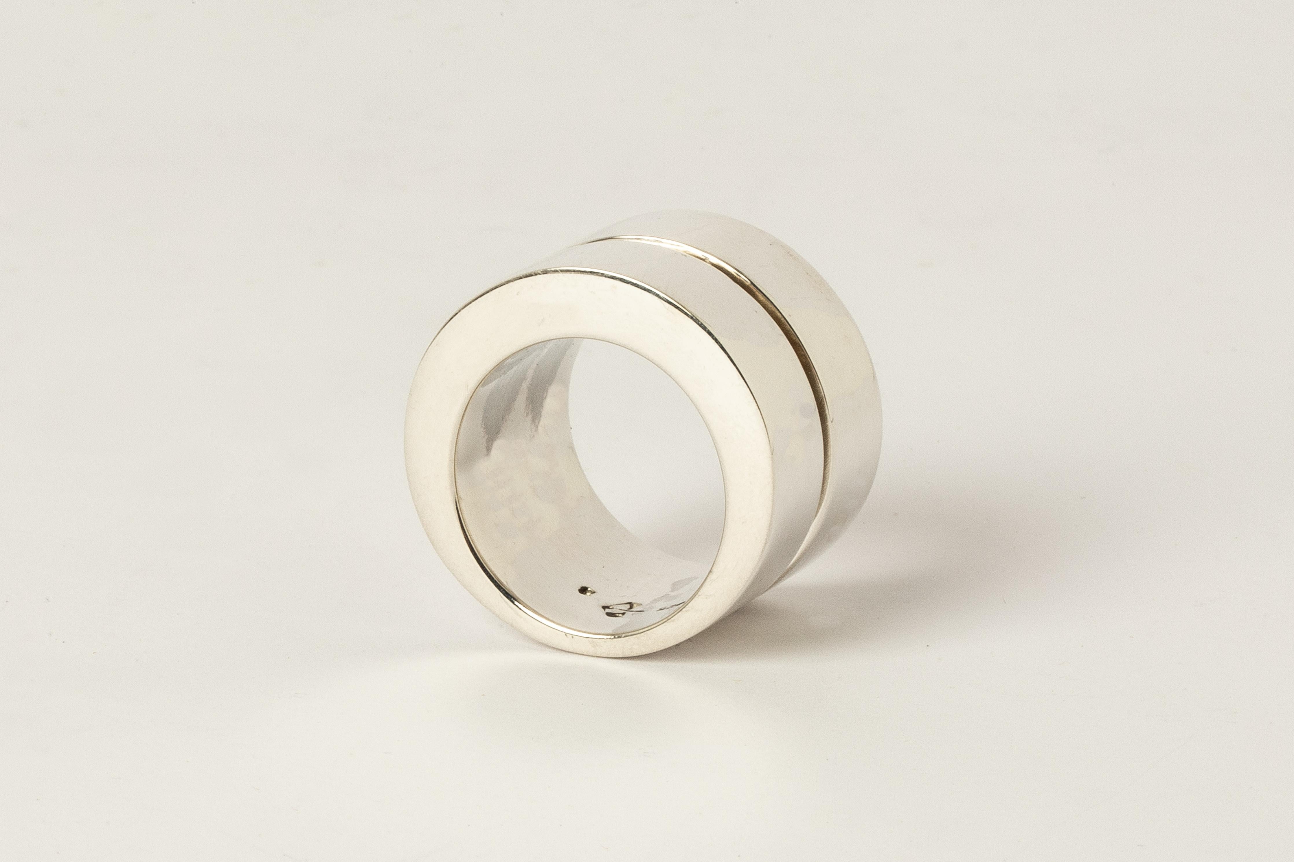 Im Angebot: Crescent Crevice Ring (17 mm, PA) () 6