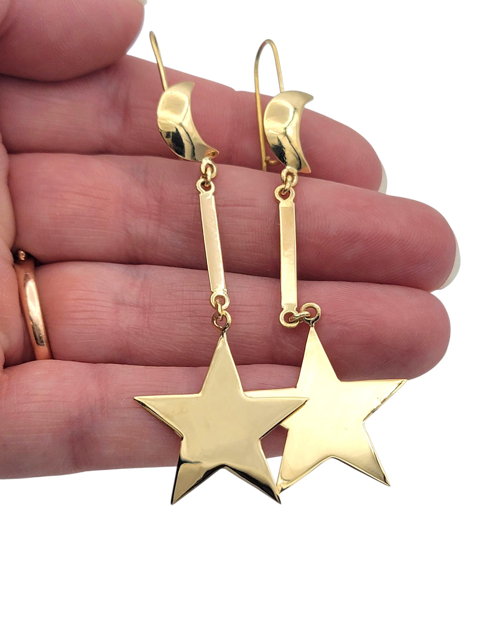 Orecchini con luna a mezzaluna e stella in oro giallo lucido 18 carati in vendita 1
