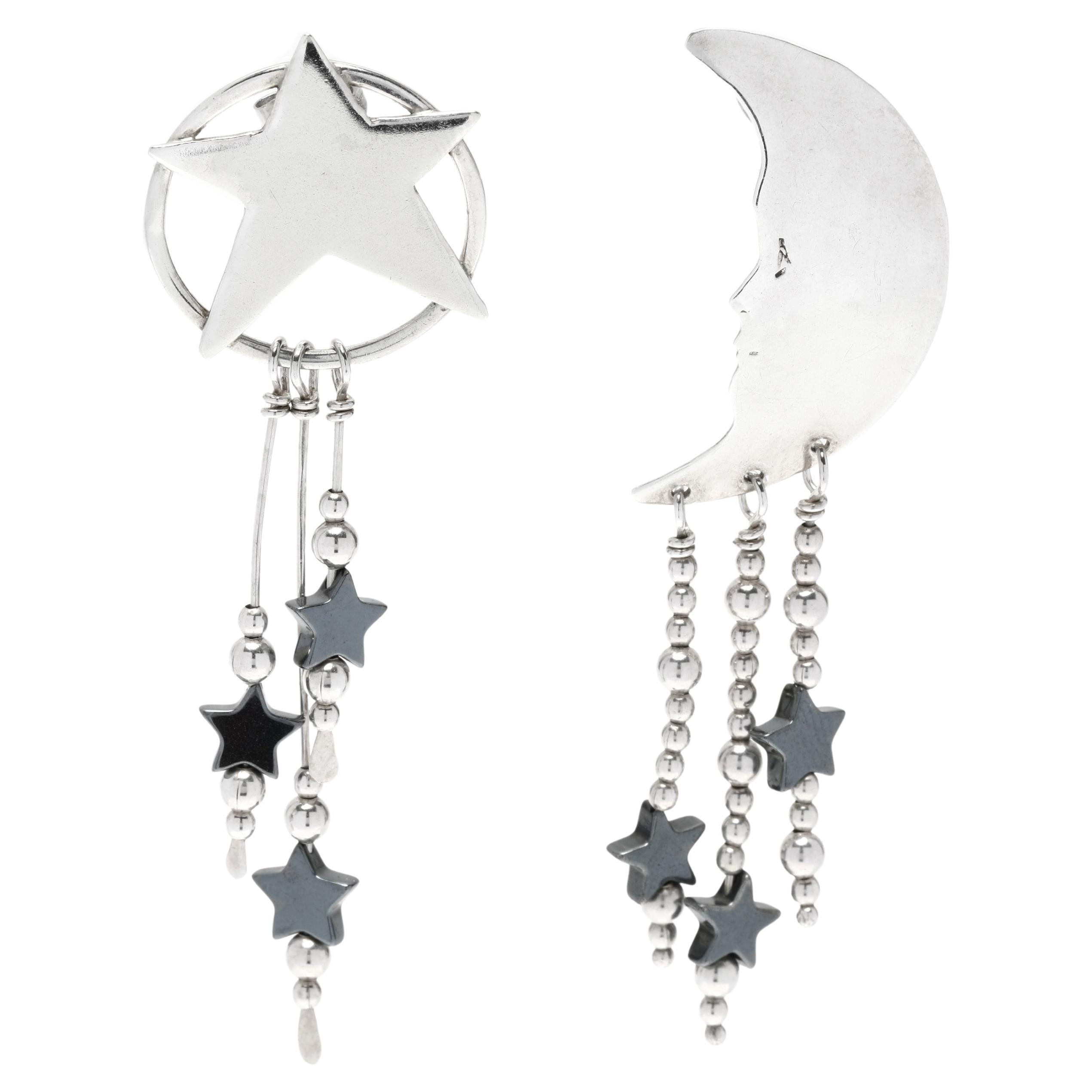 Boucles d'oreilles pendantes en hématite, croissant de lune et étoiles, argent.