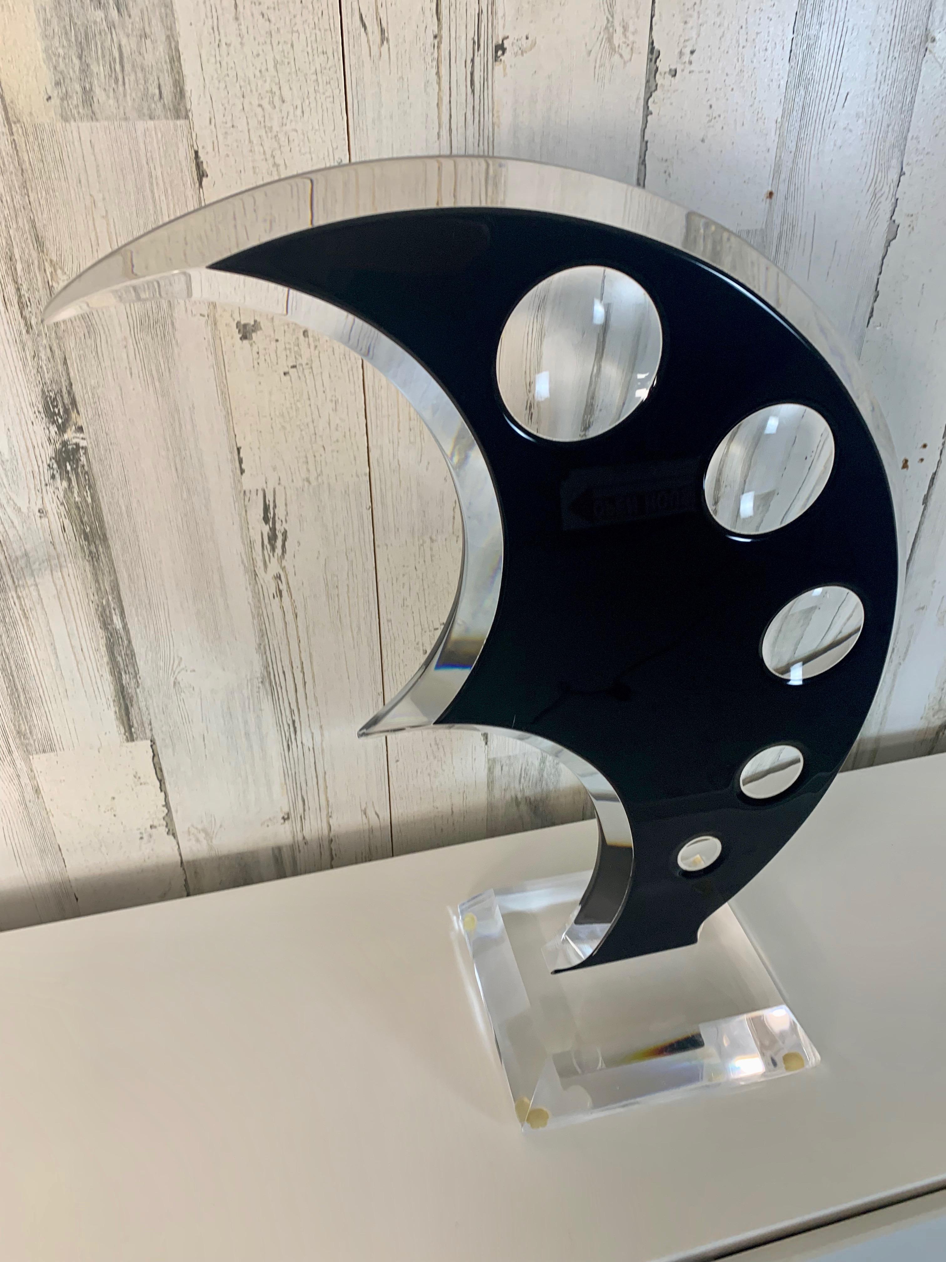 20ième siècle Sculpture de la lune croissante de Shlomi Haziza en vente