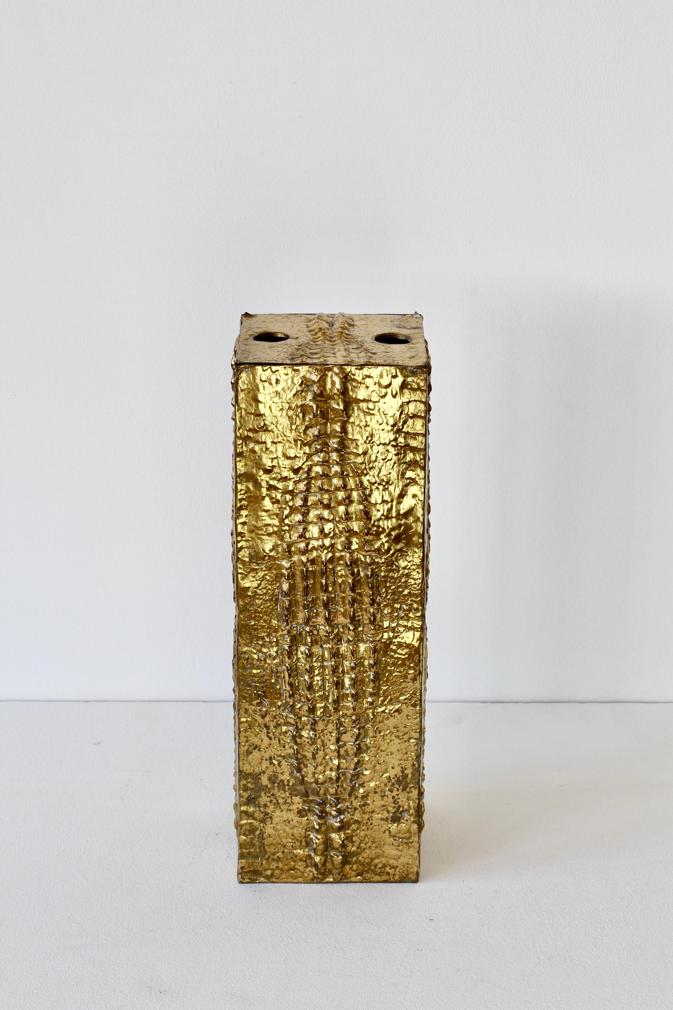 Vintage Mid-Century Modern Italian Cast Brass Crocodile Skin Umbrella Stand For Sale 3
