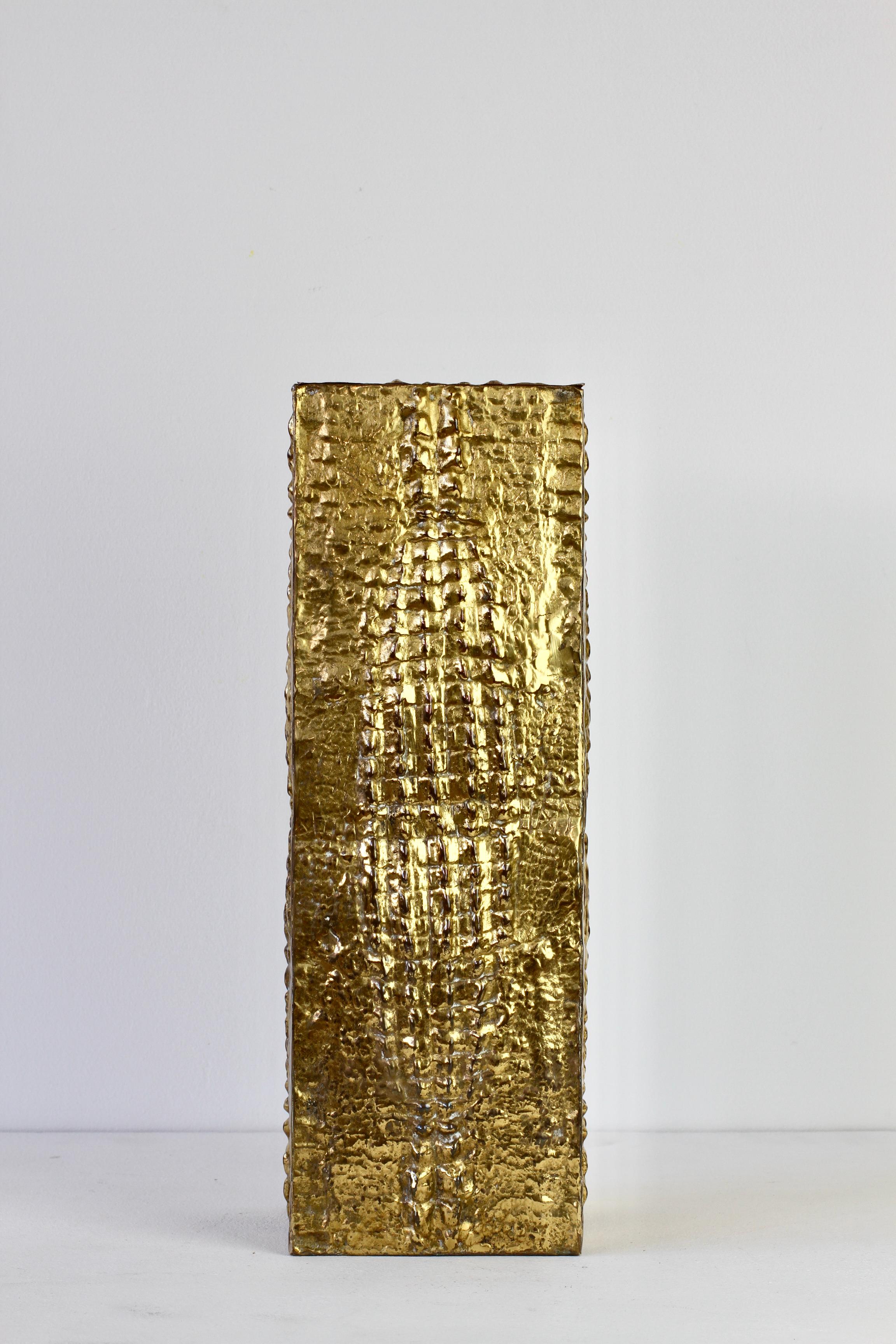 Vintage Mid-Century Modern Italian Cast Brass Crocodile Skin Umbrella Stand For Sale 9