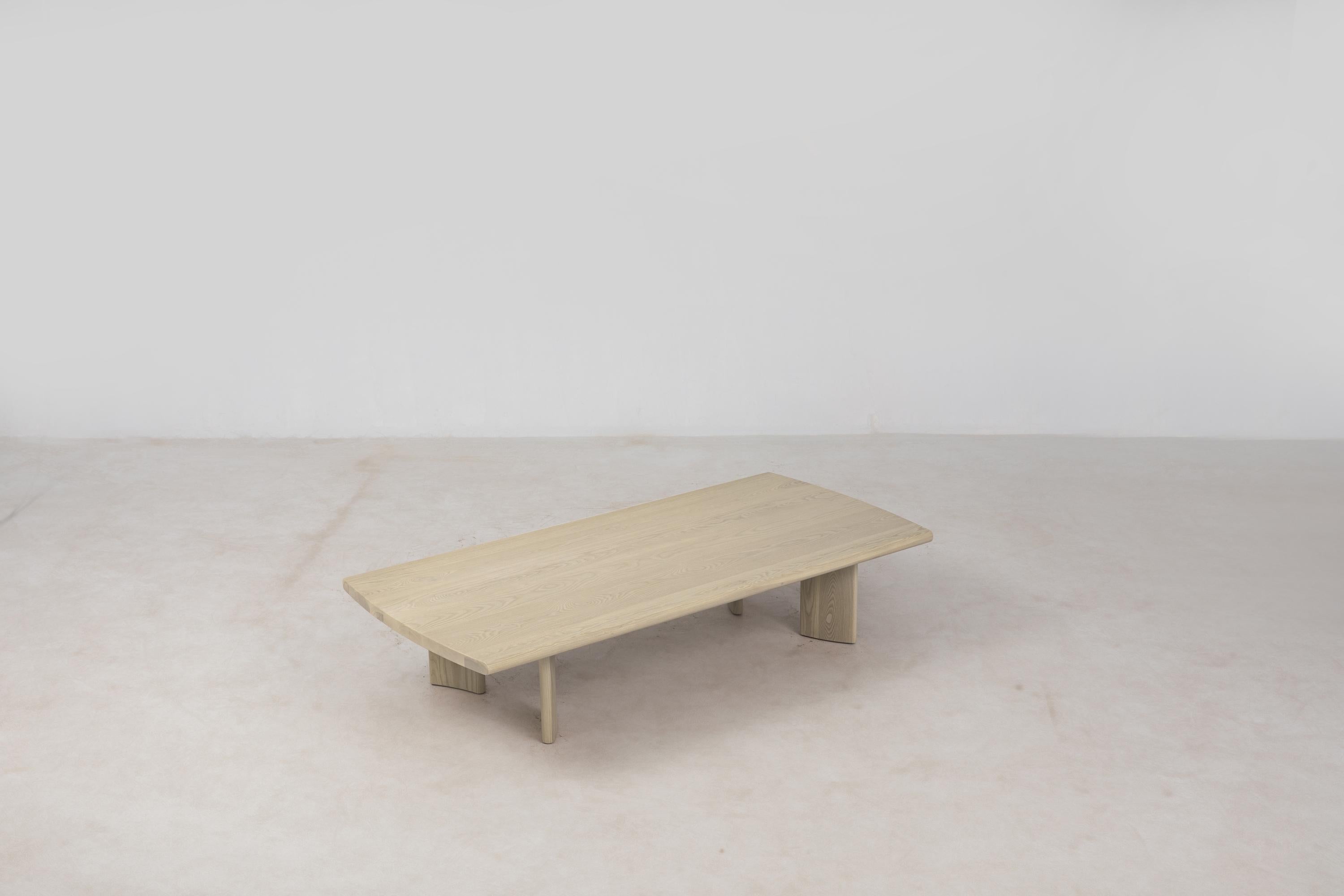 Crest Coffee Table (60