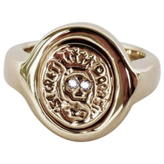 Crest Ring Siegelring Weißer Diamant Gold Schädel Memento Mori Stil J Dauphin