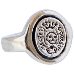 Crest Siegel-Ring Schädel Memento Mori