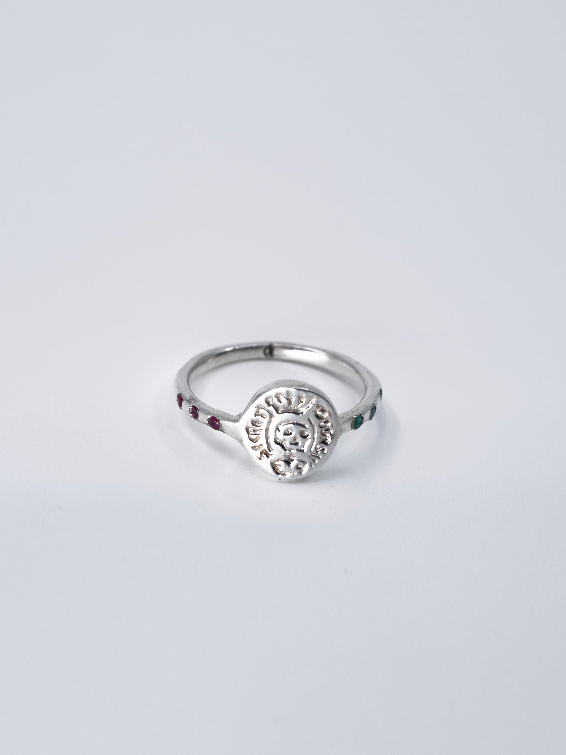 Skull Crest Ring - Signet Stelring Silver With Em… - image 4