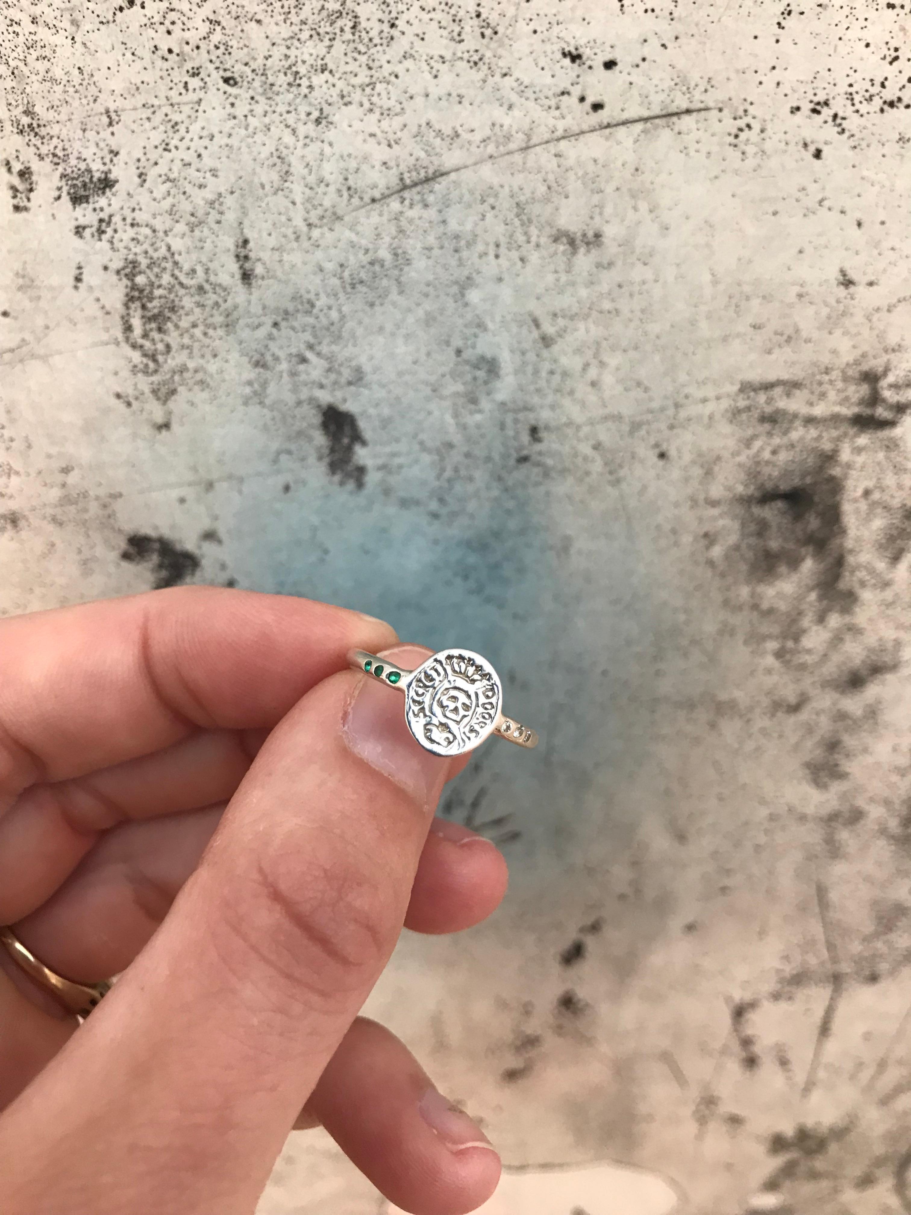 Anello Crest Signet Skull in stile vittoriano Unisex in vendita 3