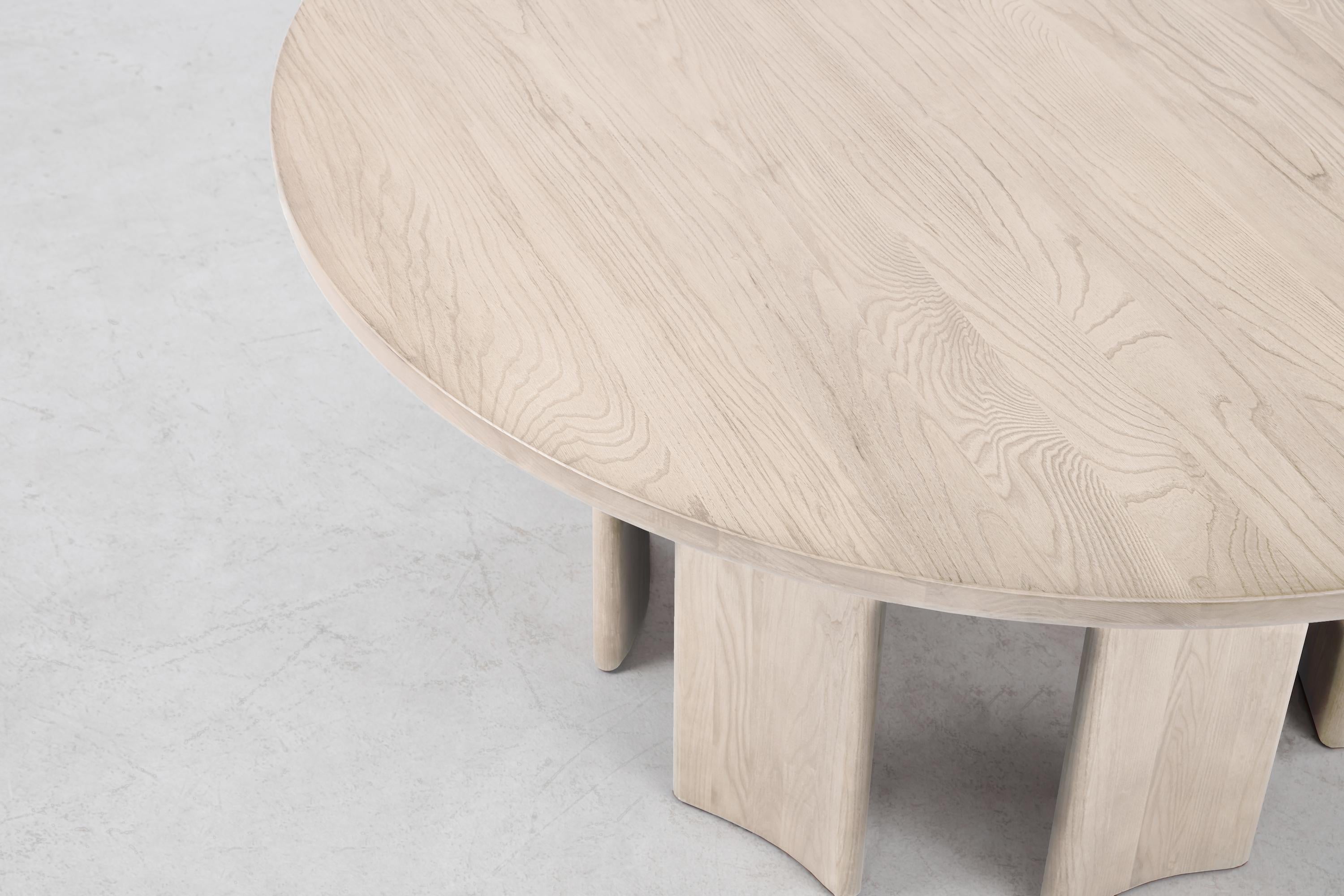 Chinois Table Crest nue, table de salle à manger minimaliste en bois de frêne blanc FSC en vente