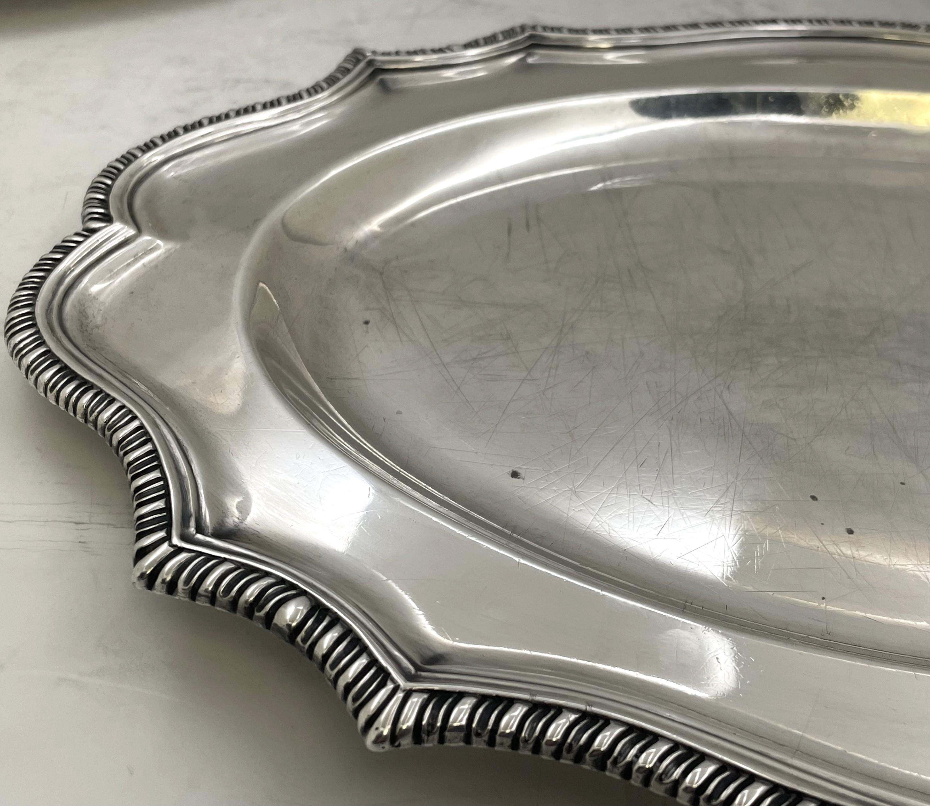 Crichton & Co. Vajilla de Plata de Ley de 14 Piezas Posavasos, Platos, Cargadores 11
