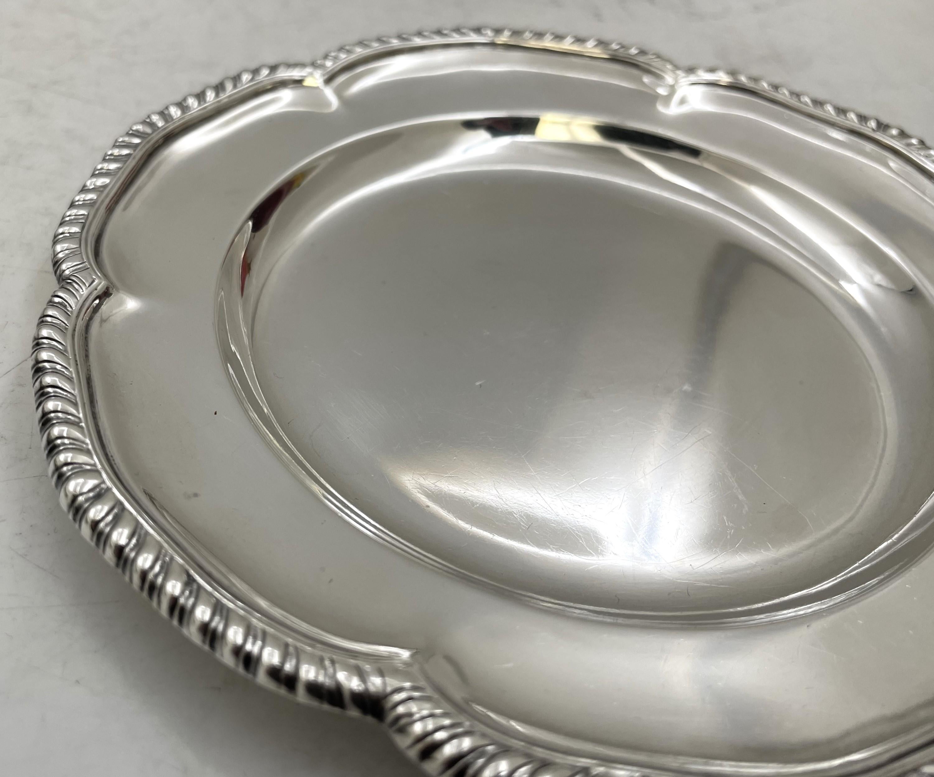 Crichton & Co. Vajilla de Plata de Ley de 14 Piezas Posavasos, Platos, Cargadores Silver