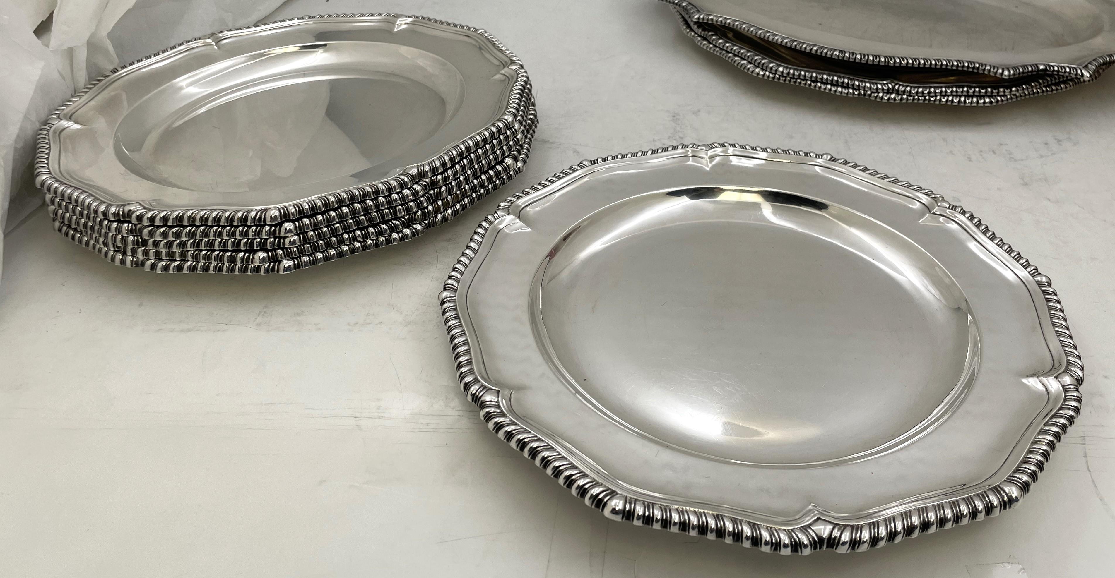 Crichton & Co. Vajilla de Plata de Ley de 14 Piezas Posavasos, Platos, Cargadores 1