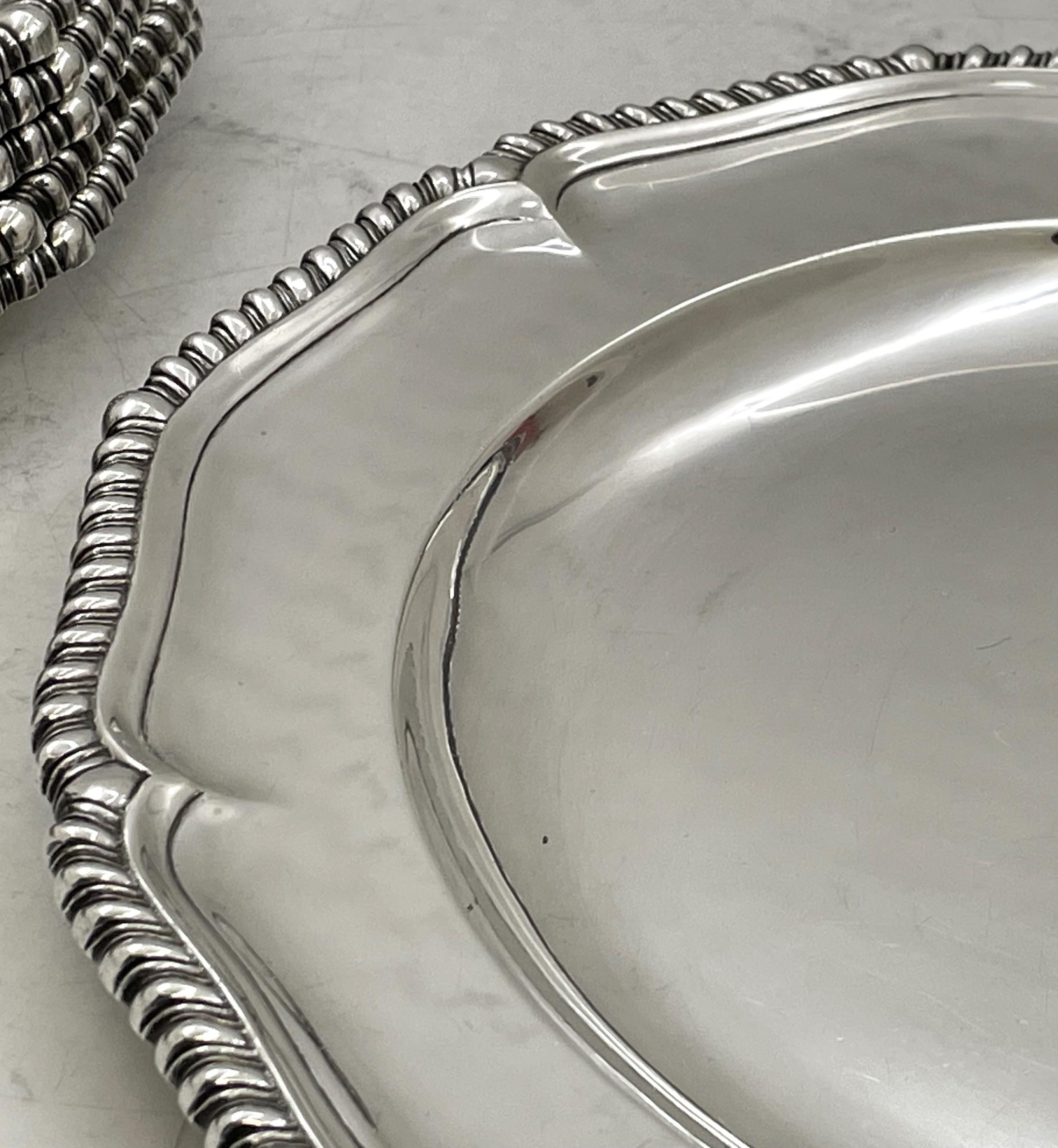 Crichton & Co. Vajilla de Plata de Ley de 14 Piezas Posavasos, Platos, Cargadores 4