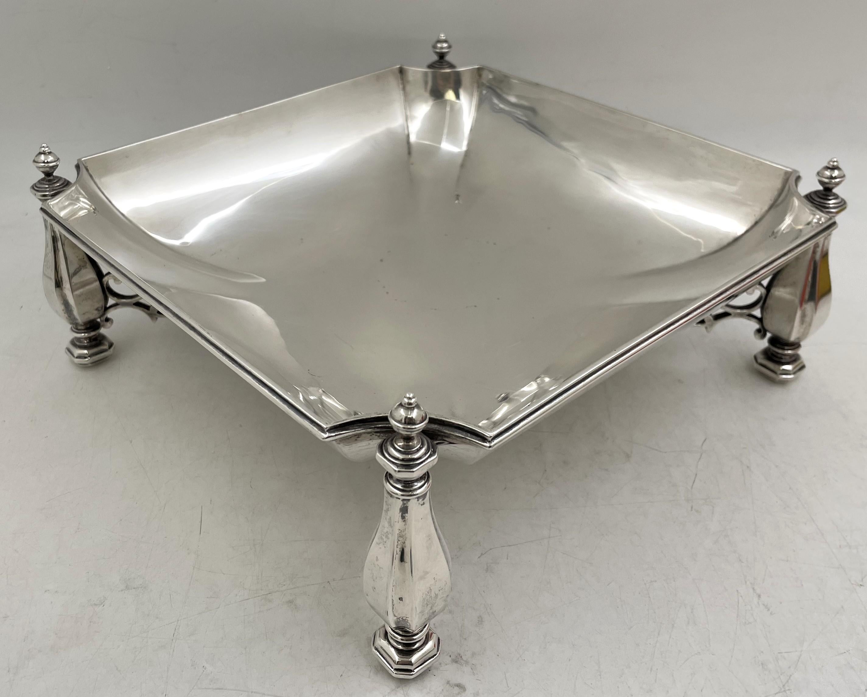 Englische Crichton-Schale aus Sterlingsilber mit Fuß im Art-déco-Stil aus dem Jahr 1923 im Zustand „Gut“ im Angebot in New York, NY