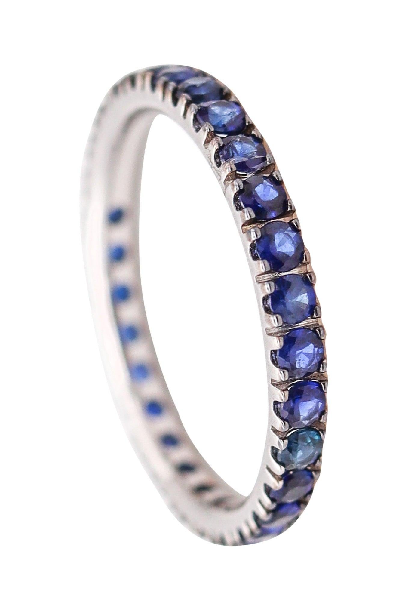 CRIERI Eternity Classic Ring Band in 18Kt Weißgold mit 1,76 Cwt Vivid Blue im Angebot