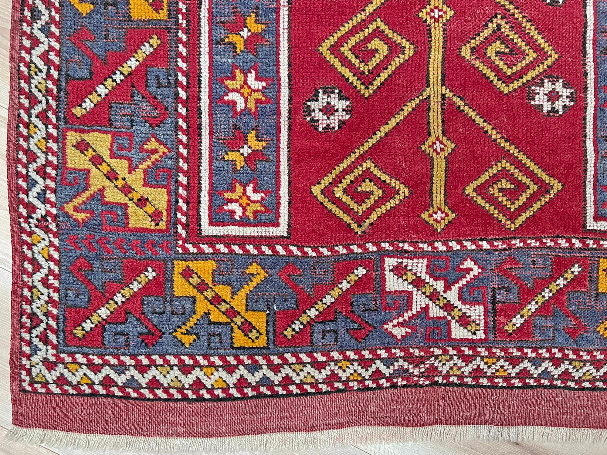 Crimson Red Canakkale • Handmade Vintage Turkish Rug (4'x6') • 1940s Anatolia For Sale 7