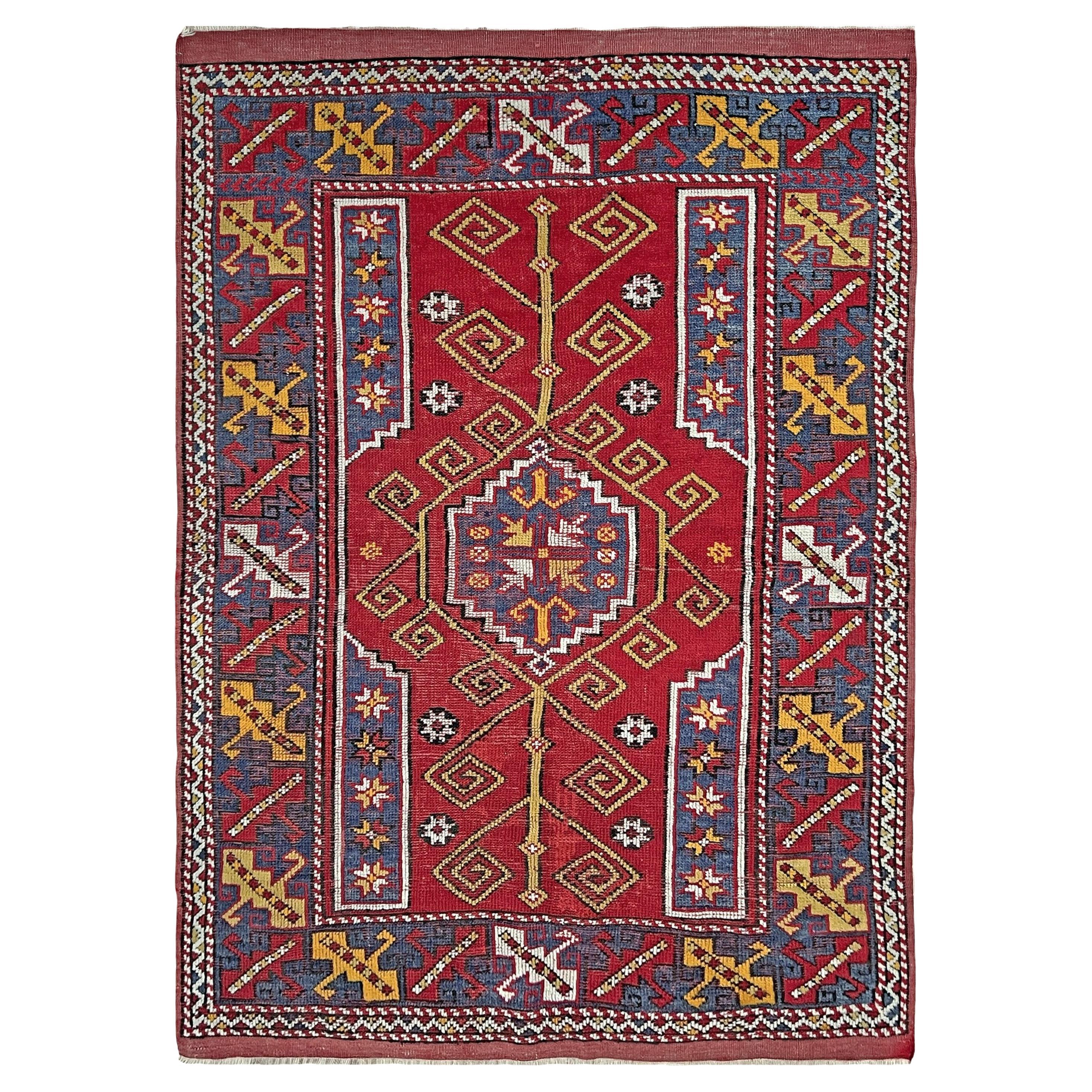 Crimson Red Canakkale • Handmade Vintage Turkish Rug (4
x6
) • 1940s Anatolia For Sale