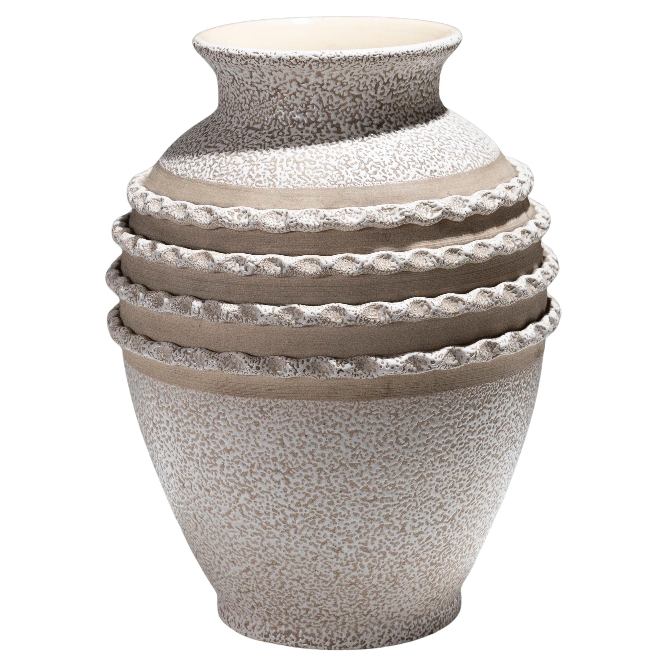 Vase aus zerknitterter Keramik, 1940er Jahre