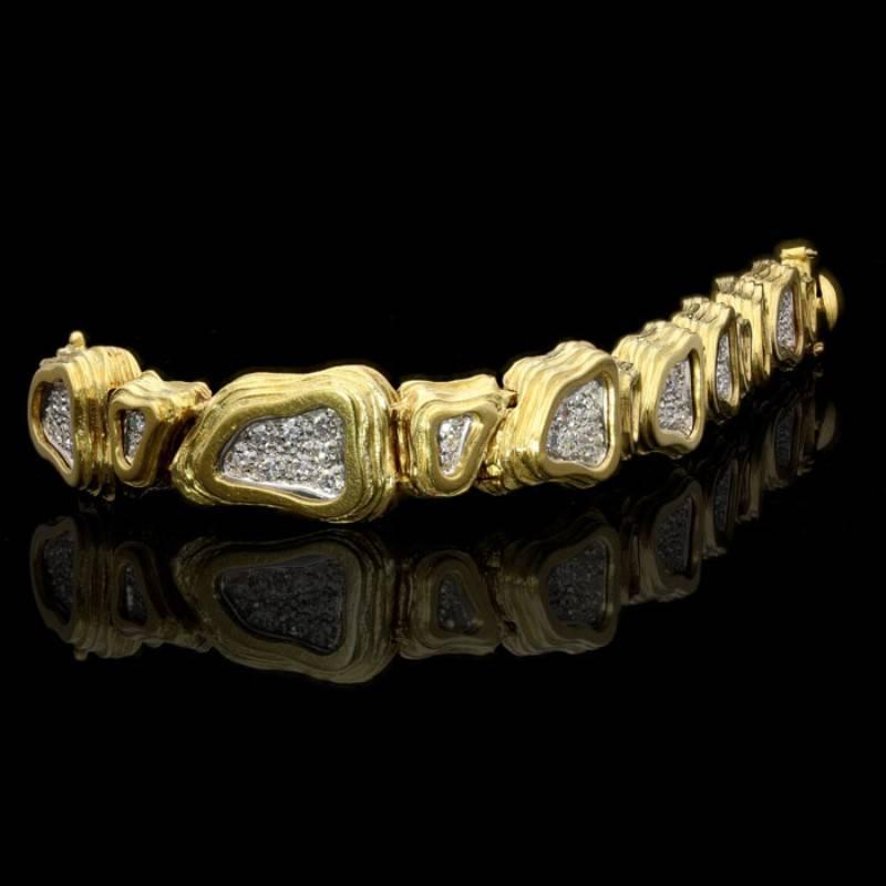 Women's or Men's Crinnan Jewelry Pavé Diamond 18 Carat Yellow and White Gold  Link Bracelet