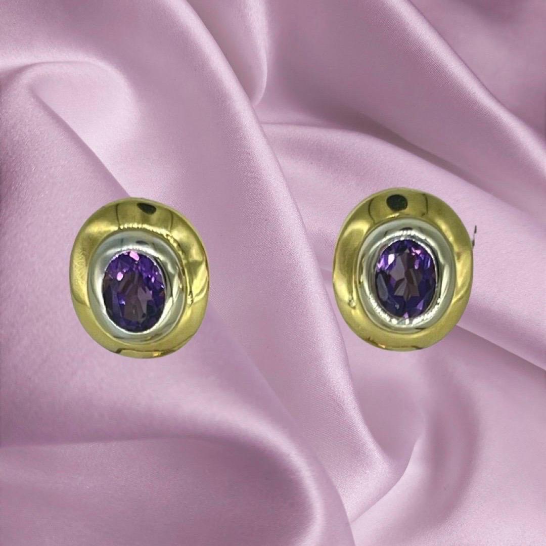 Criso Oval Amethyst Two-Tone Gold Earring, Ring and Pendant Set 18k Gold For Sale 2