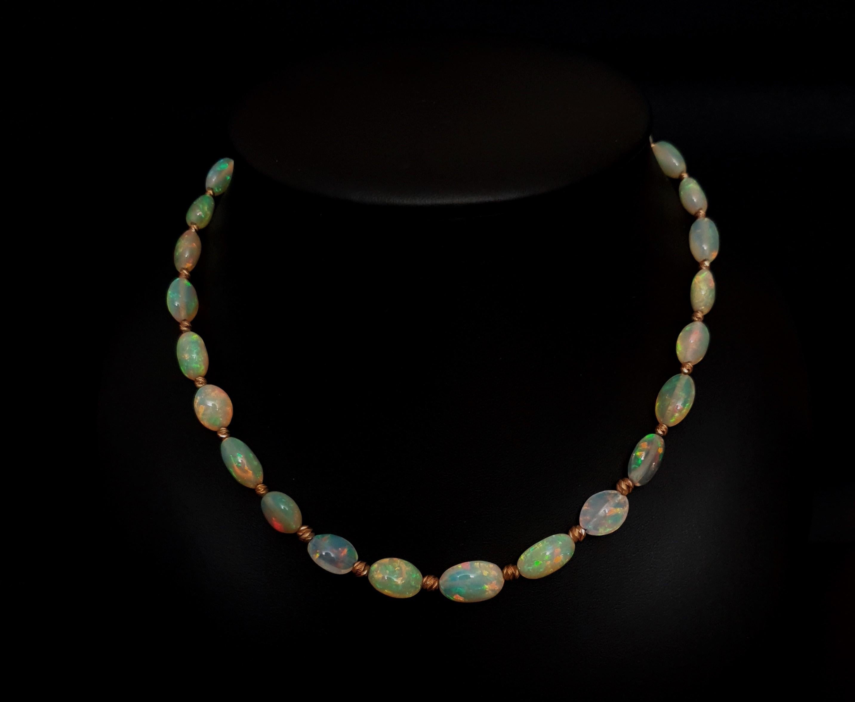 Crispy Sparkling Opal Baroque Necklace with 18 Carat Rose Gold In New Condition In Kirschweiler, DE