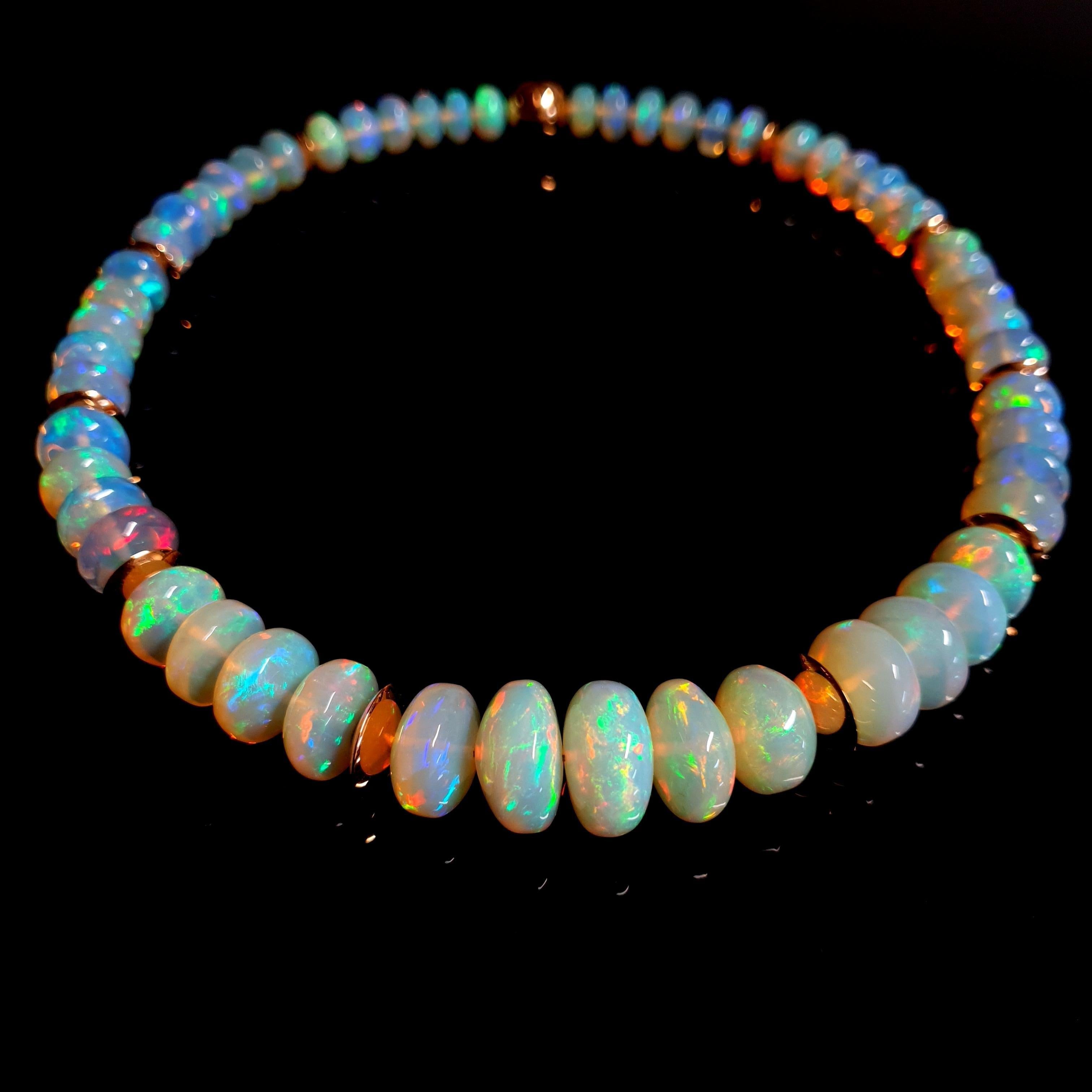 Crispy Sparkling Opal Rondel Perlenkette mit 18 Karat Roségold, großformatig im Angebot
