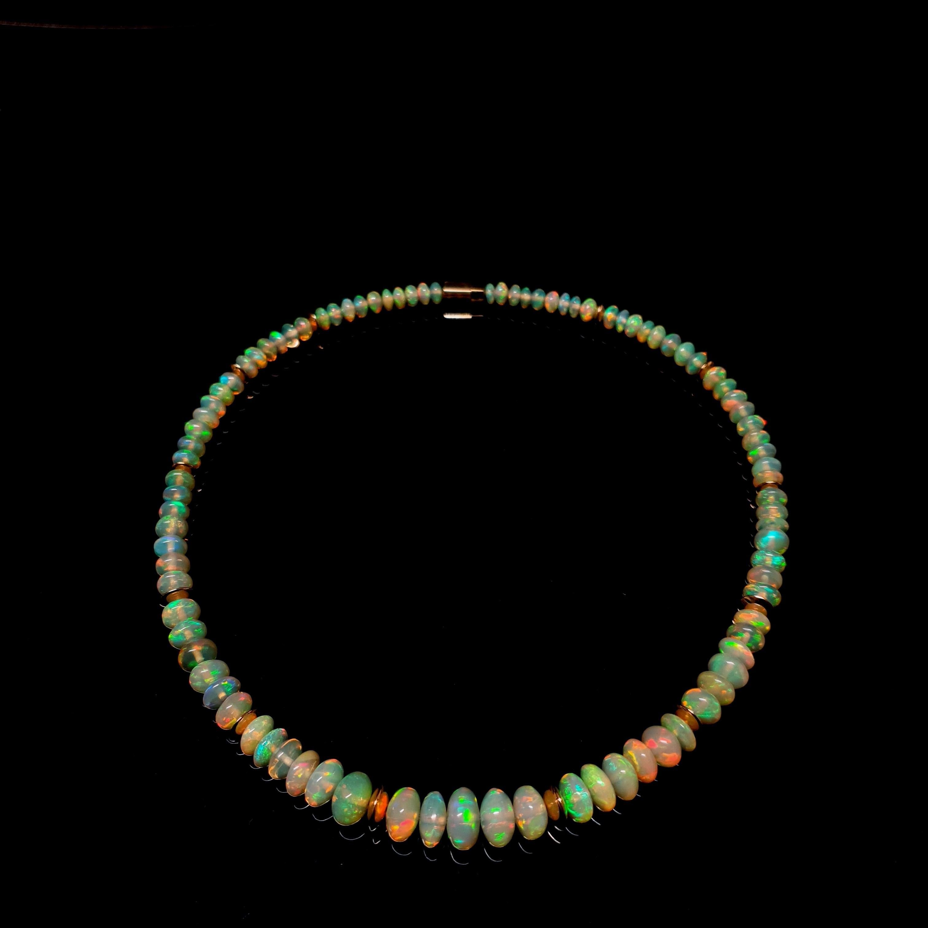 Collier Rondel perlé d'opales scintillantes avec or rose 18 carats, vert-de-gris en vente 2