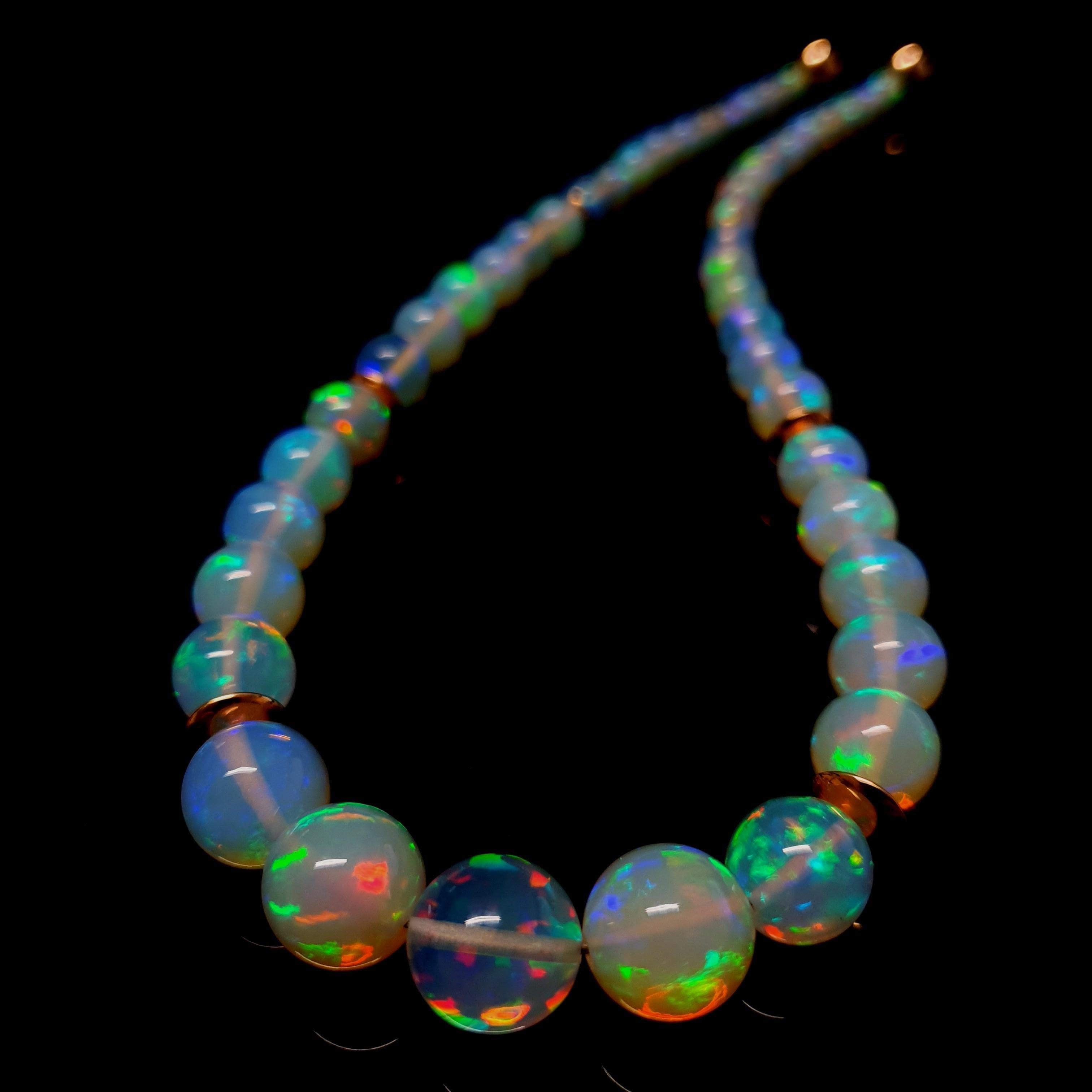 Collana di perline con opale rotondo scintillante e croccante in oro rosa 18 carati in vendita 3