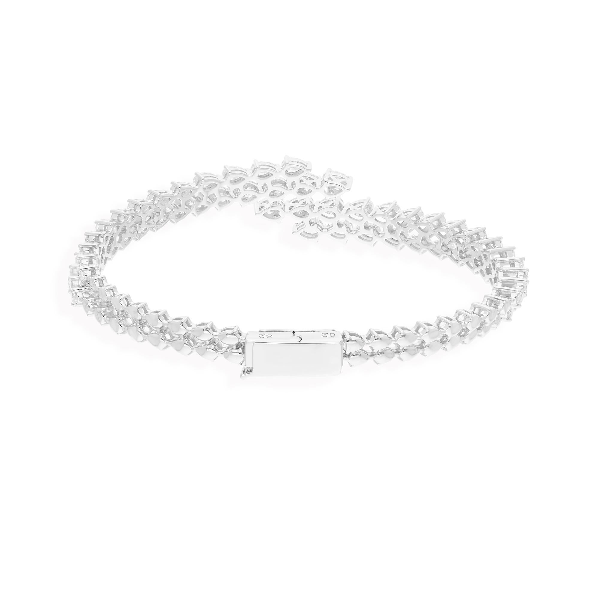Bracelet manchette de fiançailles en or blanc 18K avec croix croisée 3,08 carats de diamant naturel en vente 1