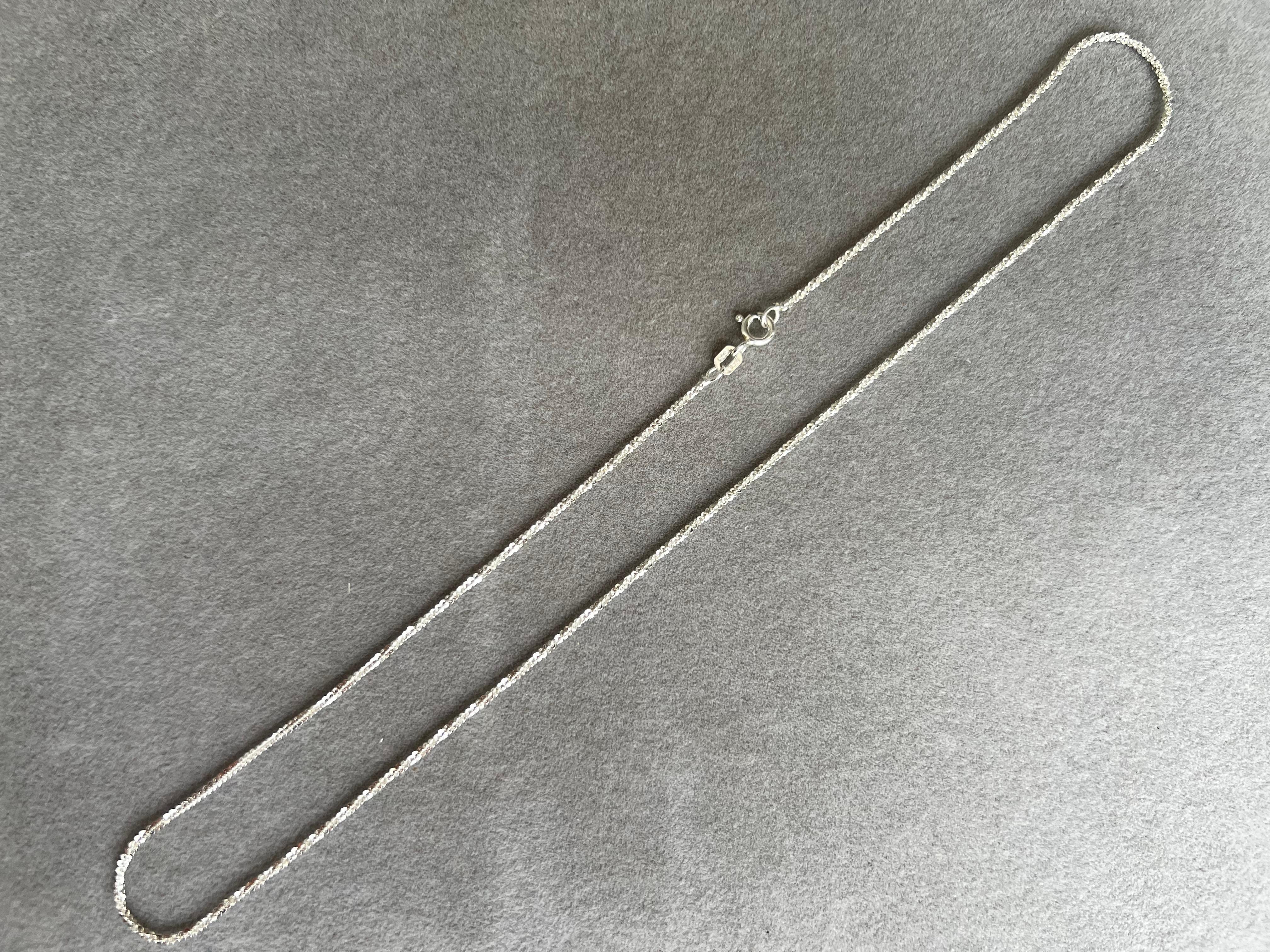 Criss Cross CrissCross Fancy Thin Dainty Link 925 Sterling Silver Chain Necklace For Sale 6