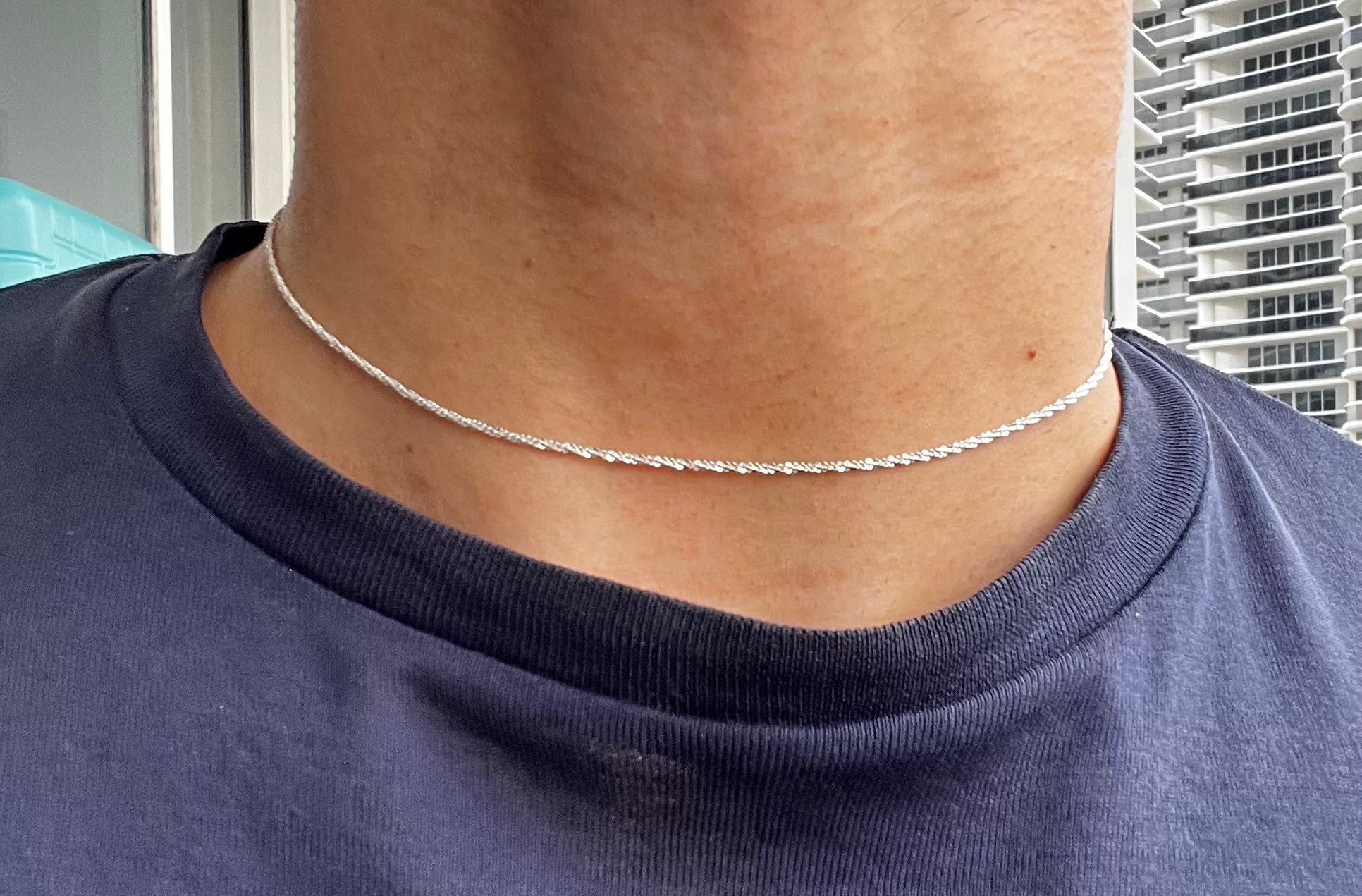 Criss Cross CrissCross Fancy Thin Dainty Link 925 Sterling Silver Chain Necklace For Sale 12