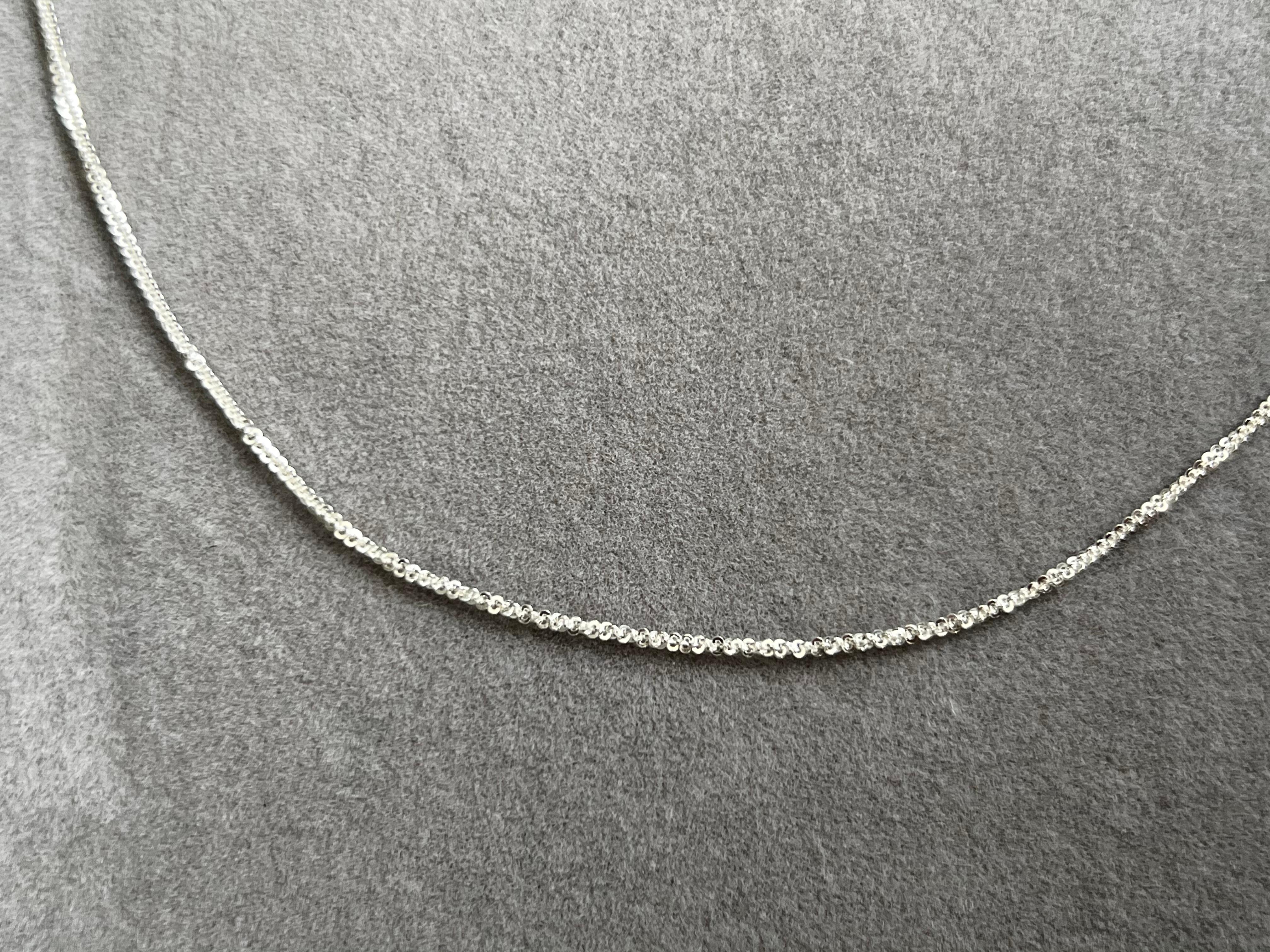 Criss Cross CrissCross Fancy Thin Dainty Link 925 Sterling Silver Chain Necklace For Sale 1