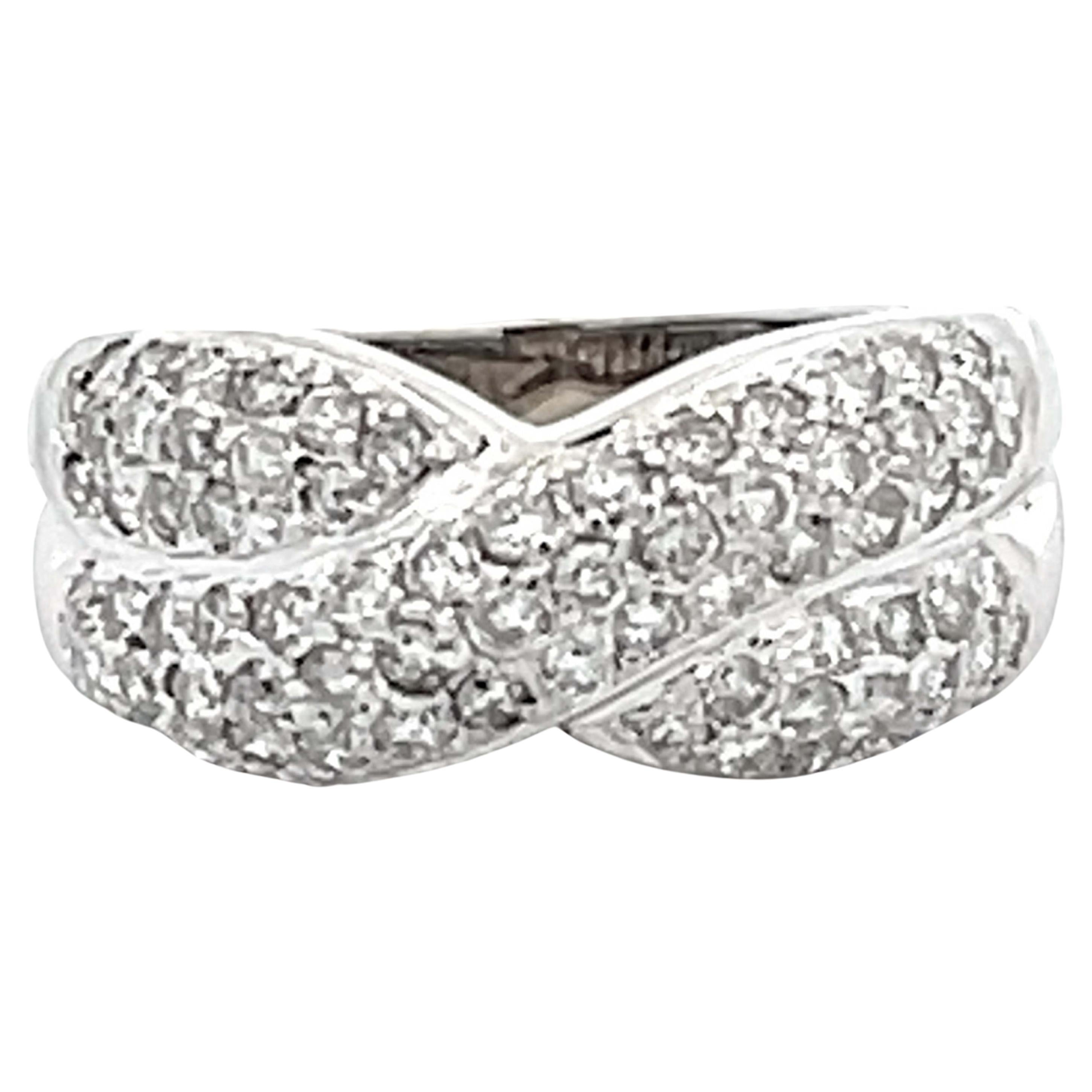 Criss Cross Diamant-Pavé-Ring aus 18 Karat Weißgold im Angebot