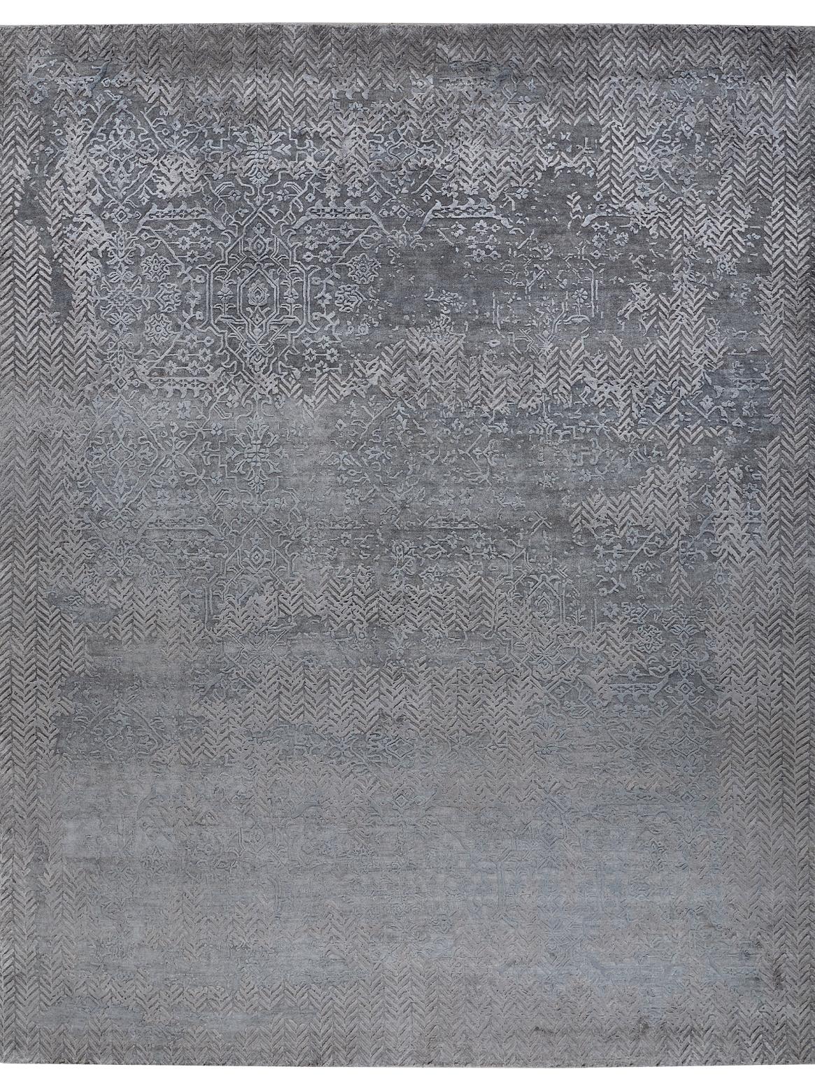 A collection where distinction and unity converge, where the boundaries of form and colour blur into something uniquely whole. These carpets are more than masterful pieces; they are an embodiment of the beautiful tension between individuality and