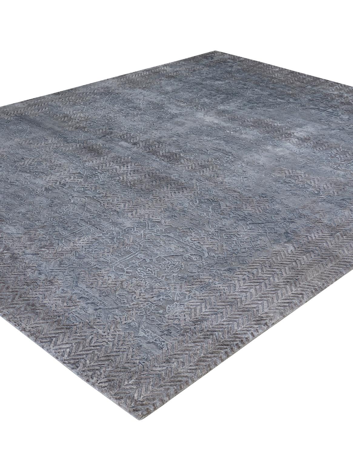 Hand-Knotted CRISSARA Hand Knotted Rug in Beige Gold & Grey Blue Colours by Hands For Sale