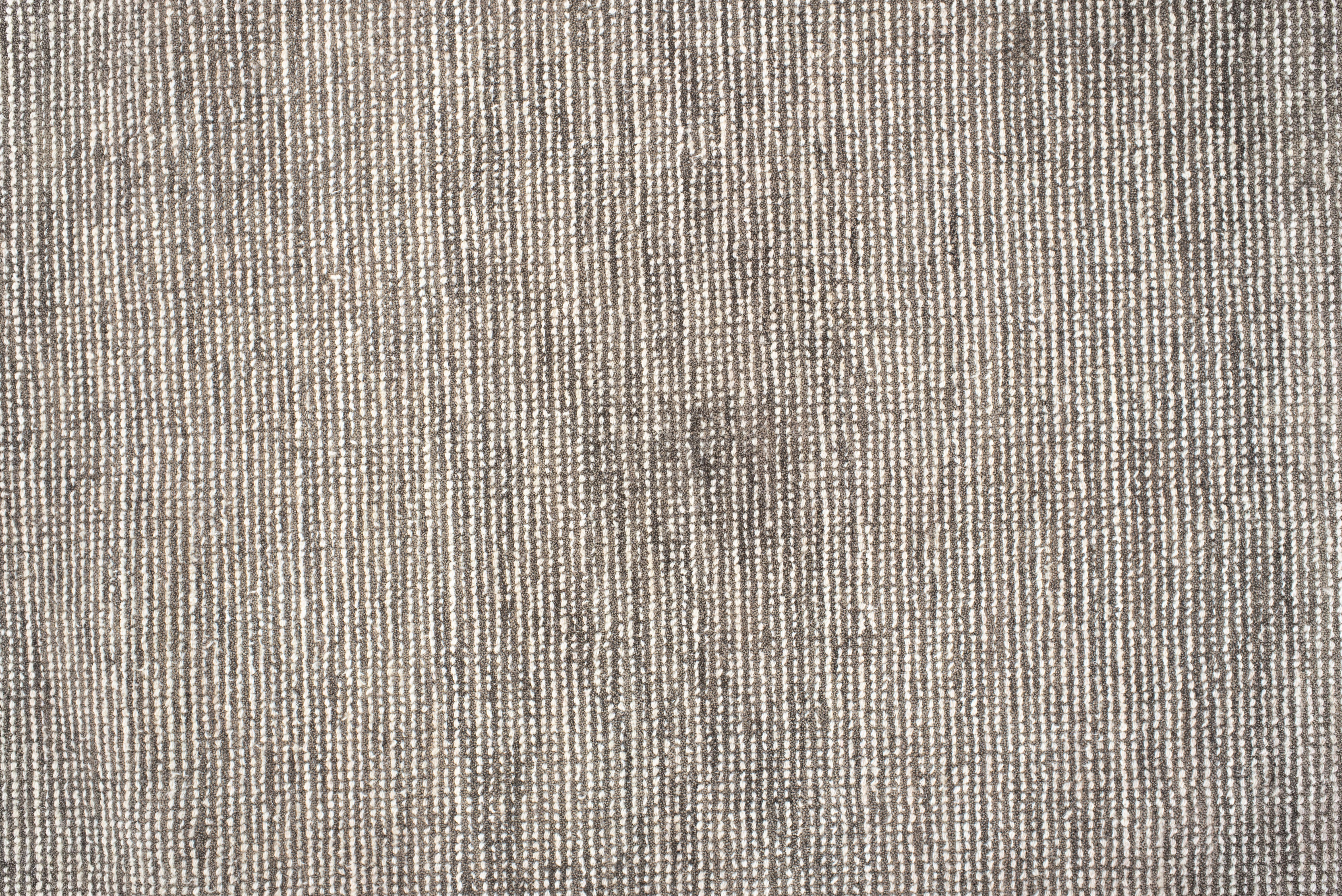 Lana Tappeto Crisscross Linear Pattern in Taupe, Ivory Sand = Tappeto contemporaneo rivestito a mano in vendita